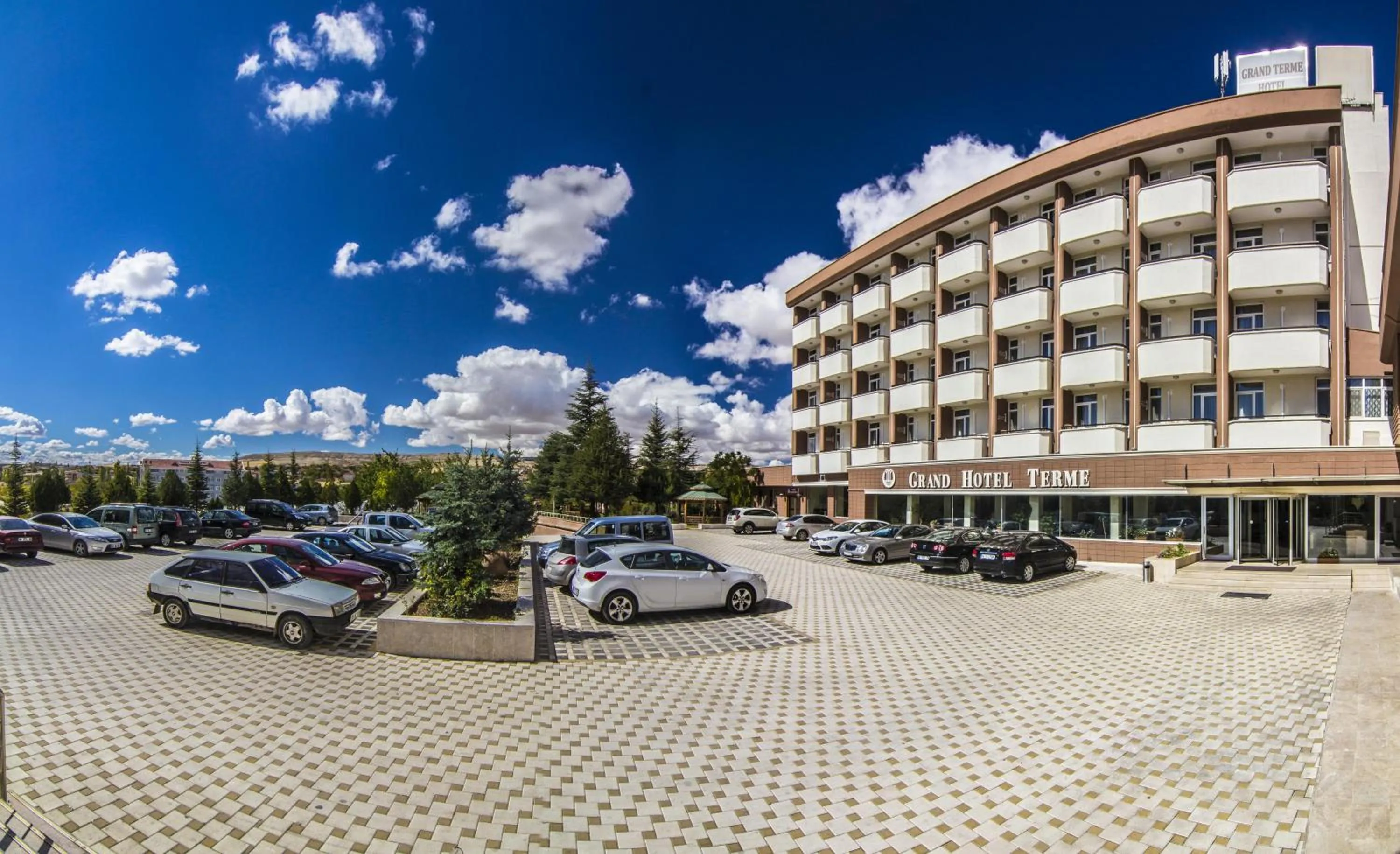 Property building in Grand Terme Hotel