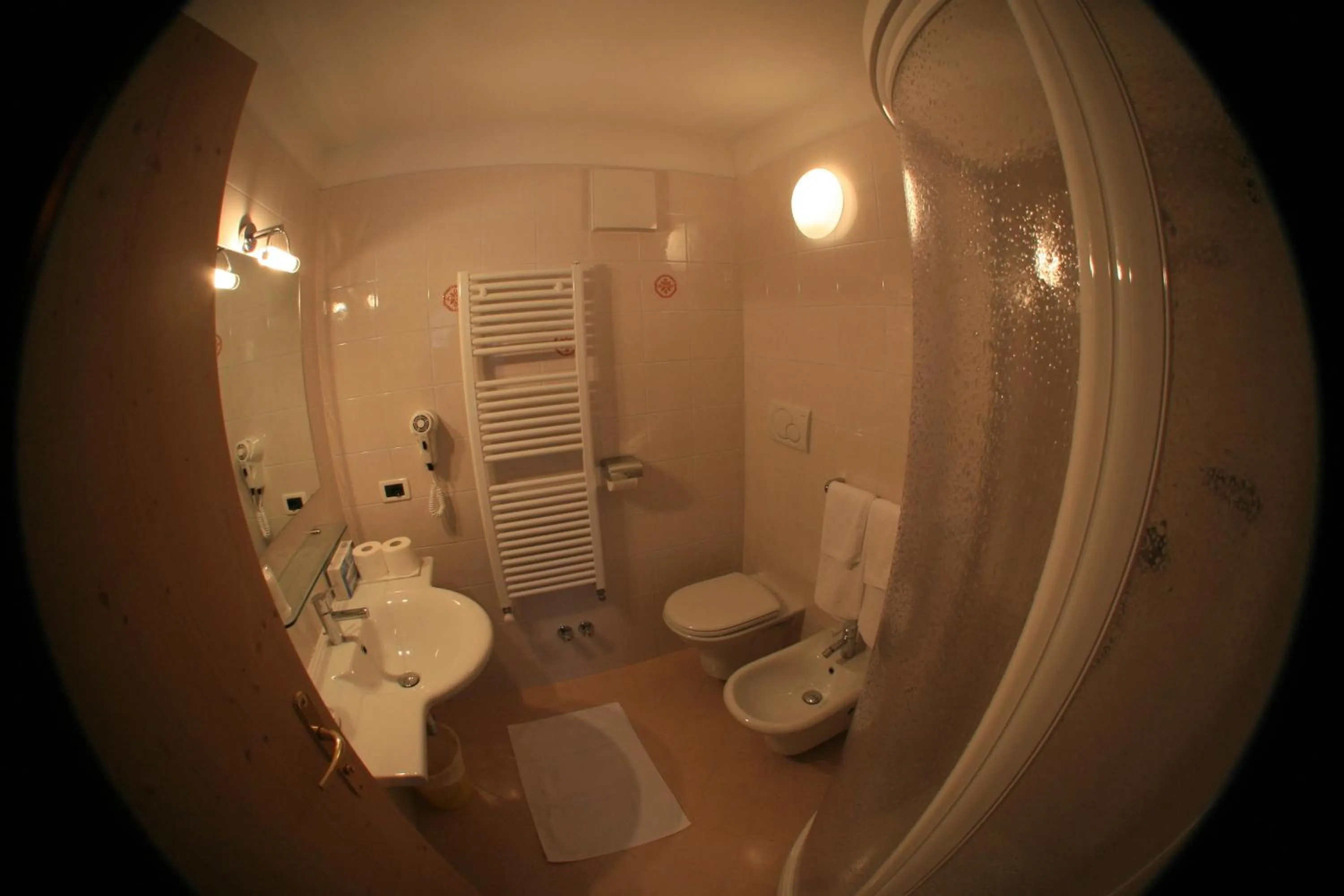 Bathroom in Hotel Vigo