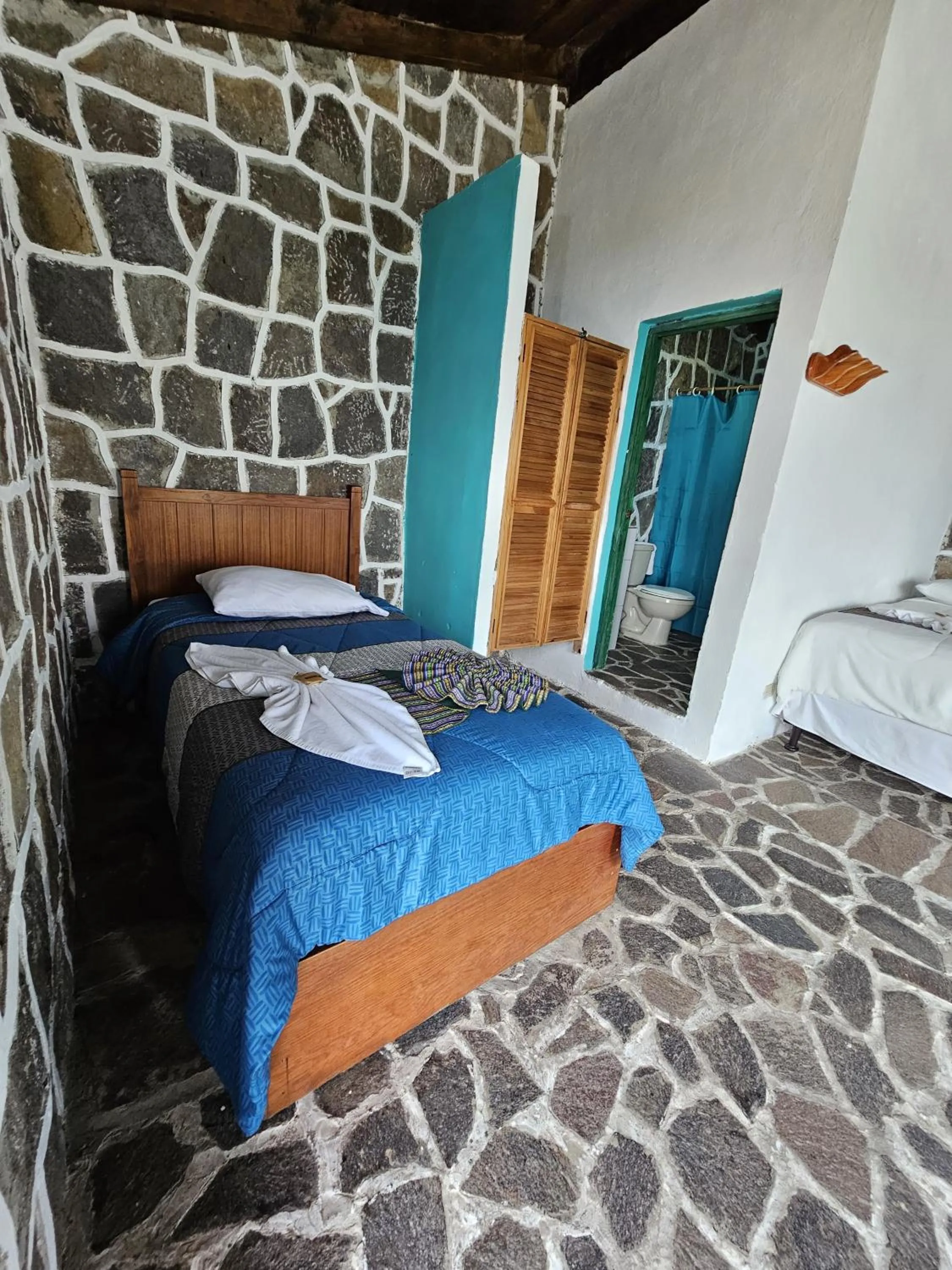 Bed in Eco Hotel Uxlabil Atitlan