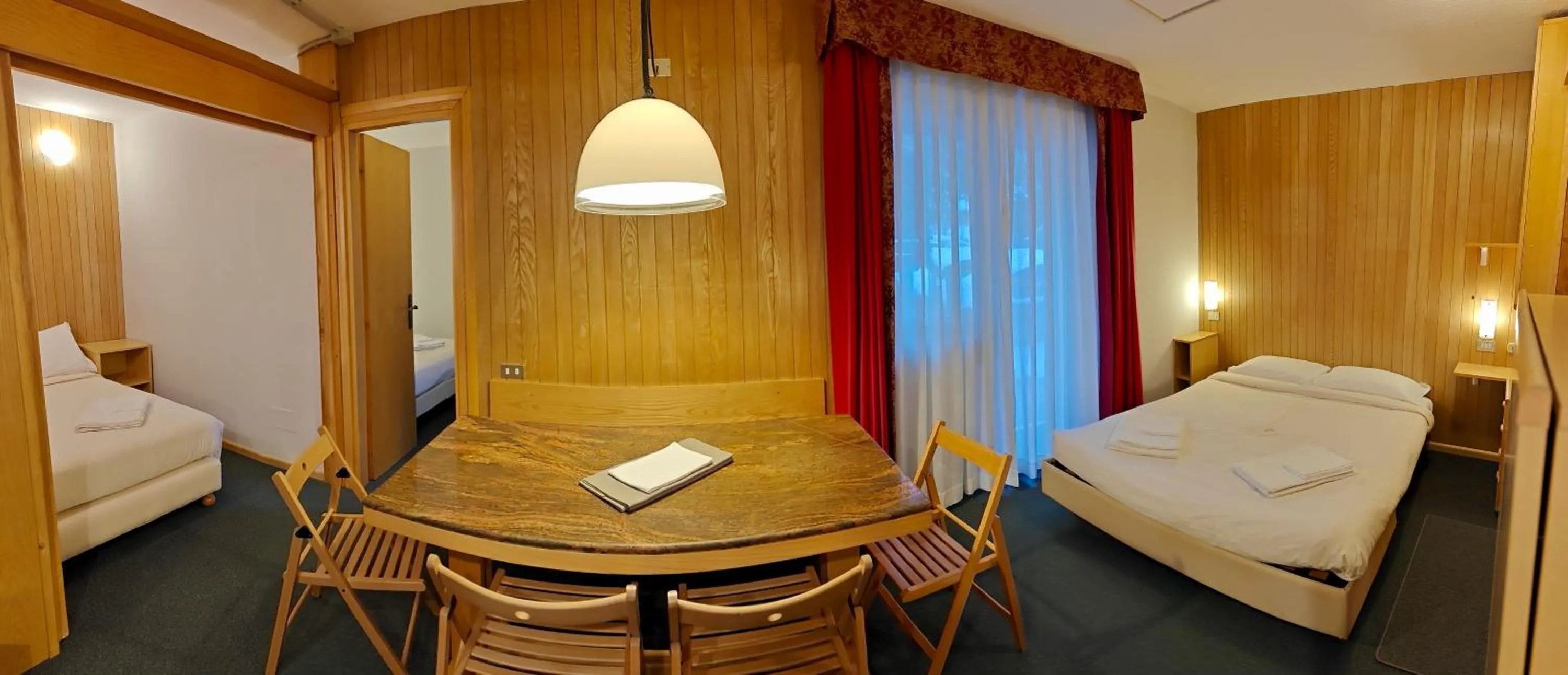 Dining area, Bed in Residence Les Coupoles