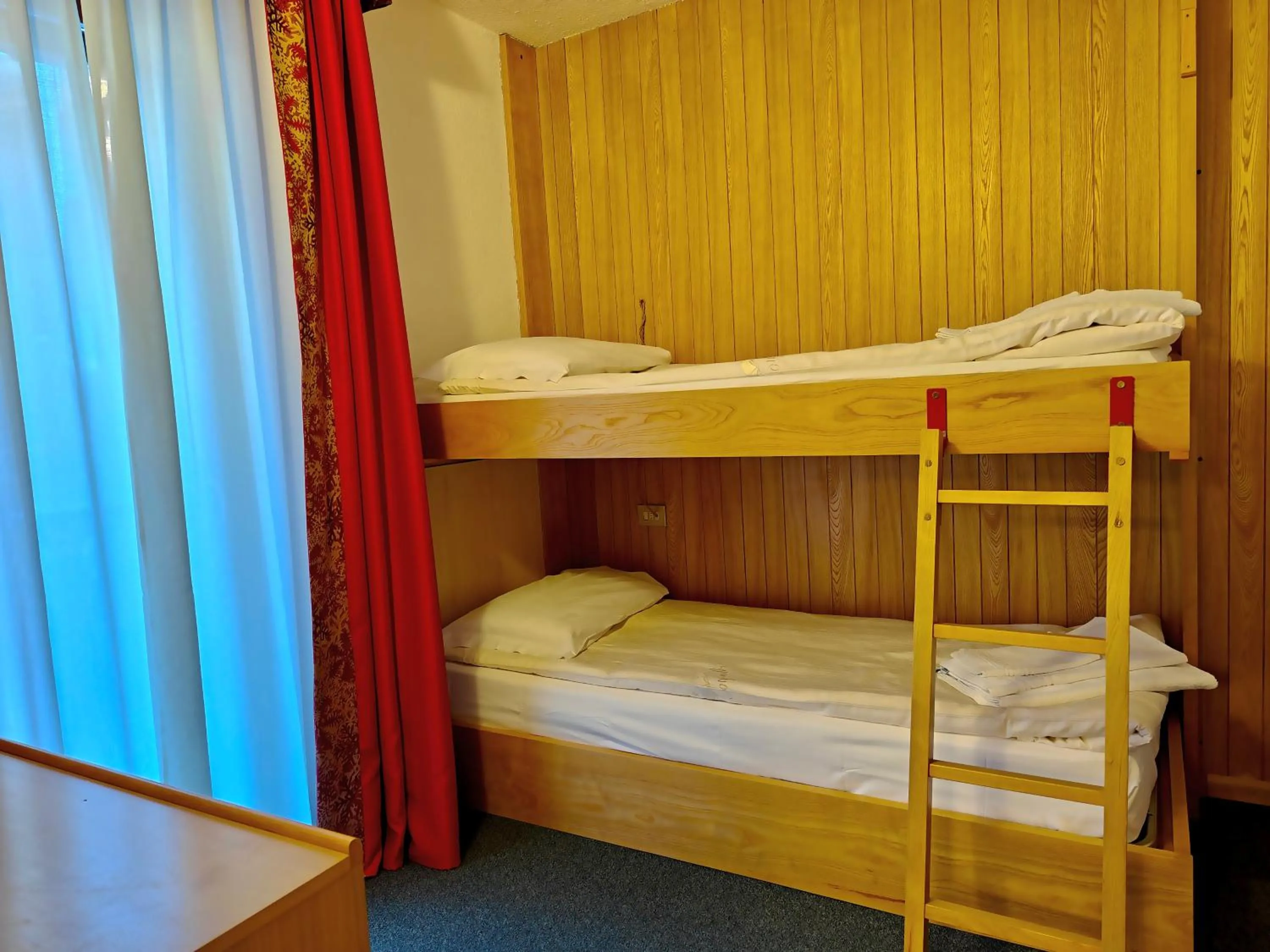 bunk bed, Bed in Residence Les Coupoles