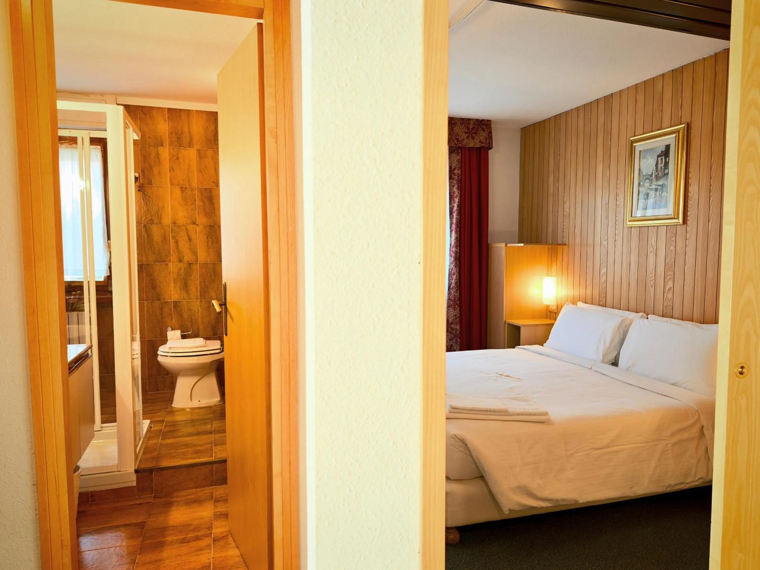 Bathroom, Bed in Residence Les Coupoles