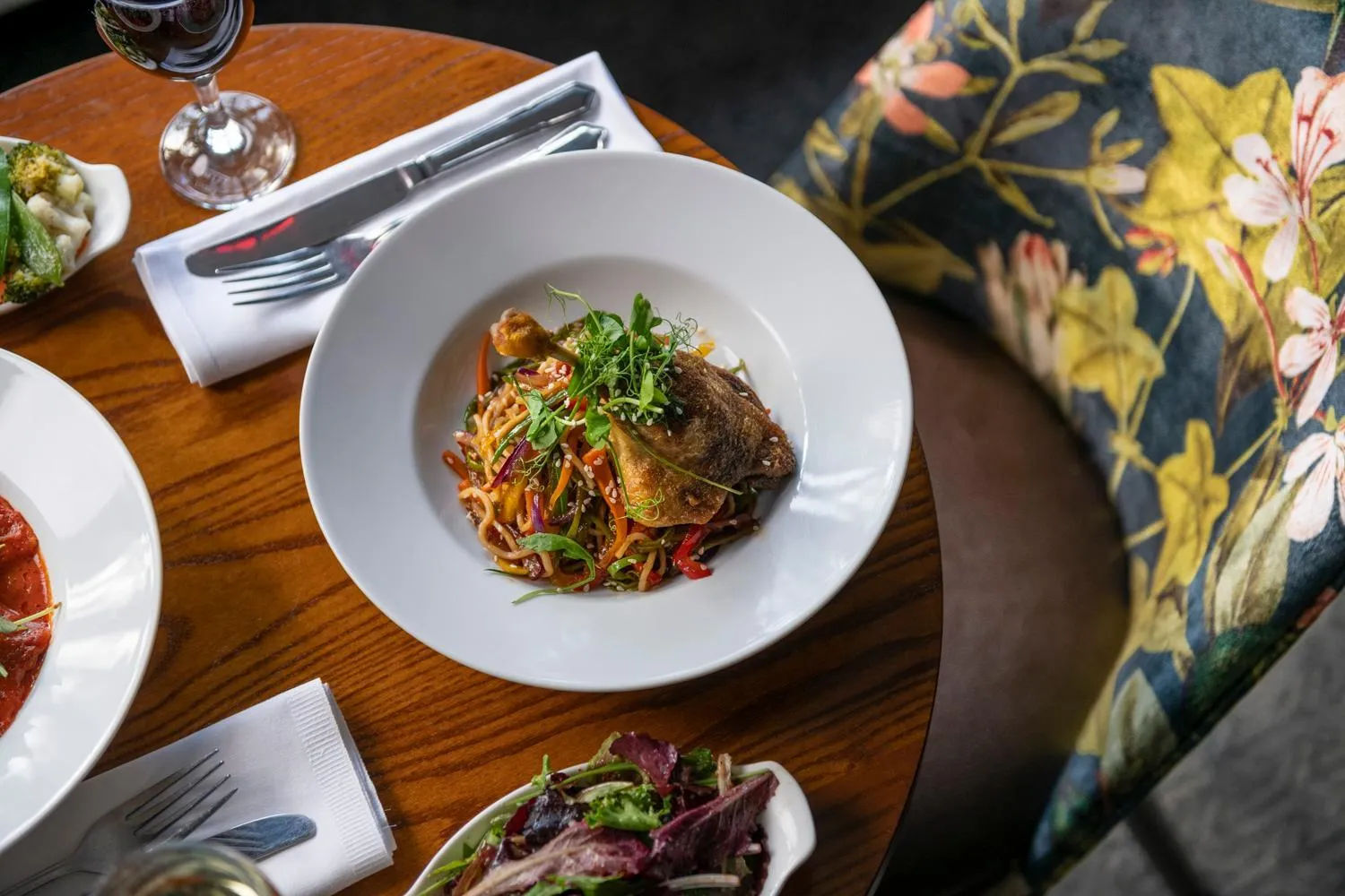 Restaurant/places to eat in Lakeview Manor