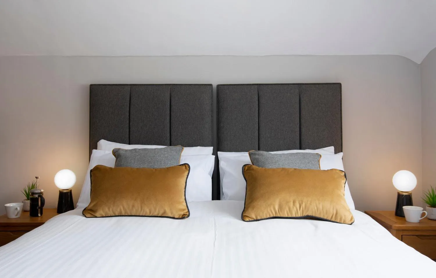 Bed in Lakeview Manor