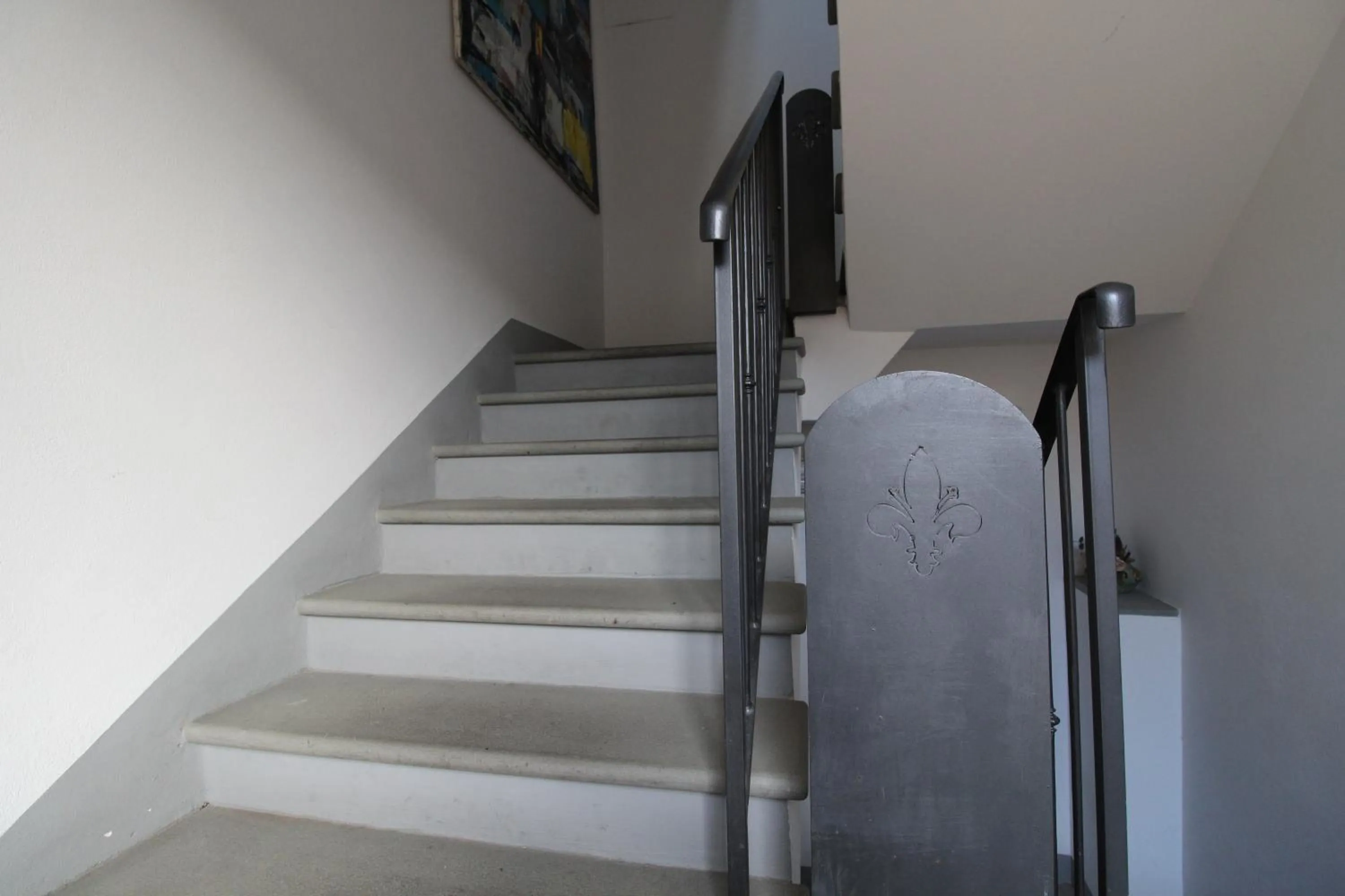 Text overlay in B&B Art