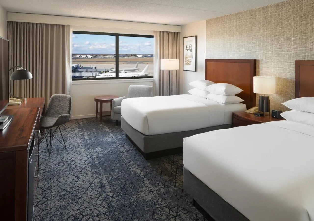 Double Room with Two Double Beds and View in Sheraton Hartford Hotel at Bradley Airport