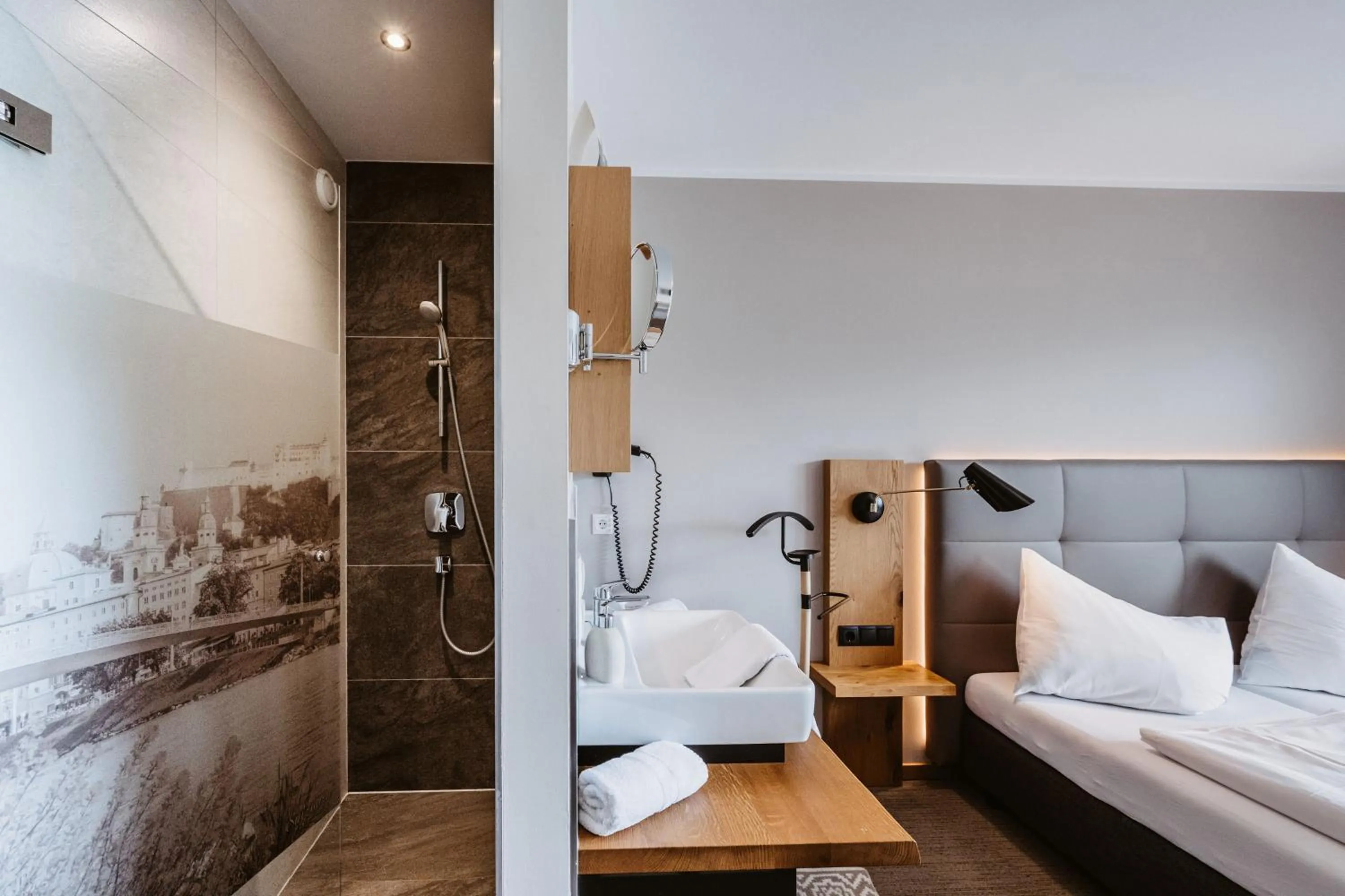 Photo of the whole room, Bed in Landhotel Laudersbach