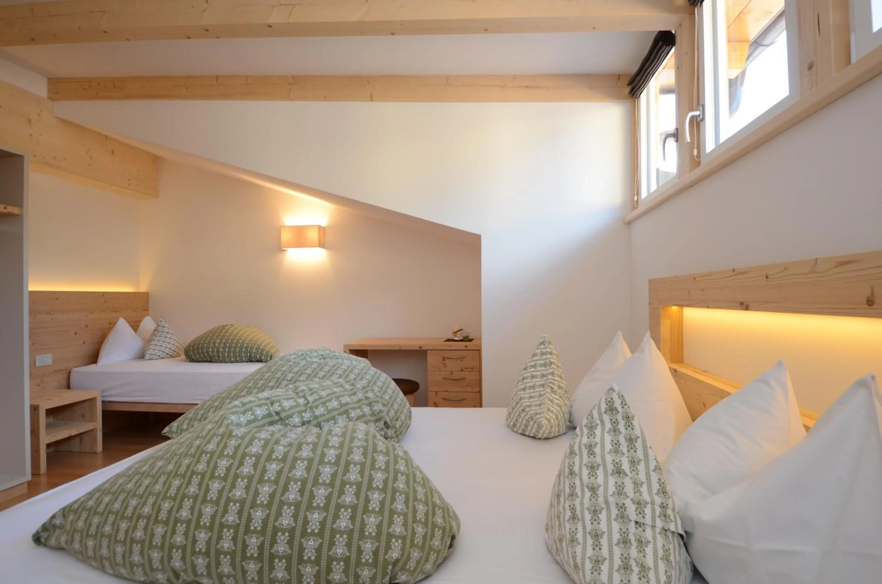 Bed in Mason La Zondra