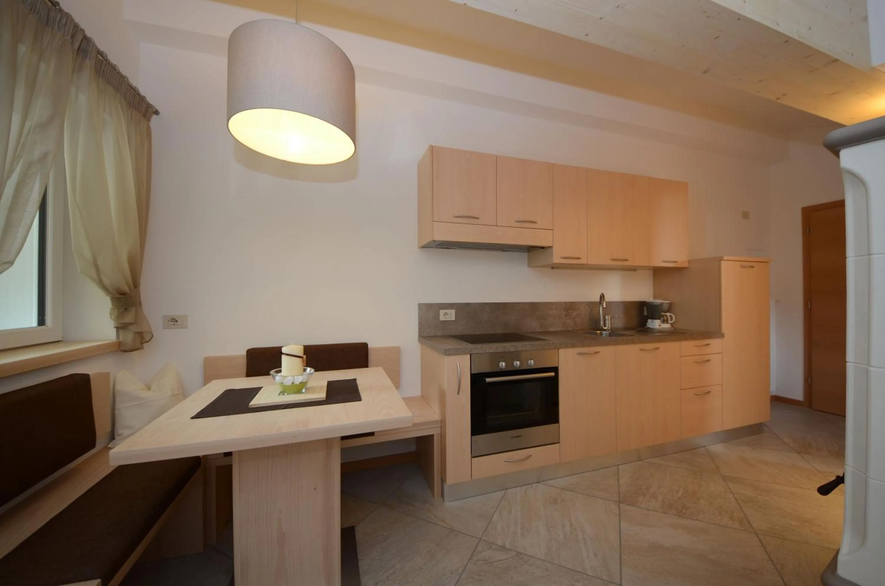 Kitchen or kitchenette in Mason La Zondra