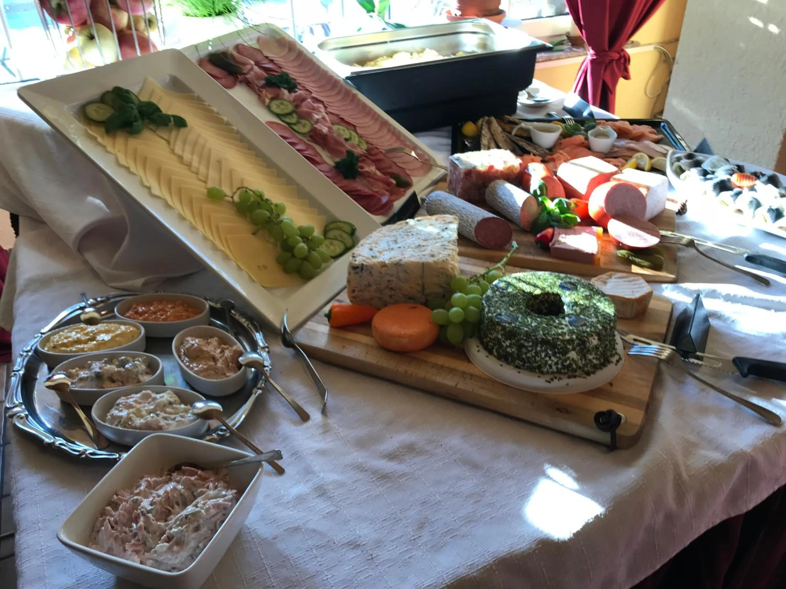 Food and drinks in Hotel Hoxter Am Jakobsweg