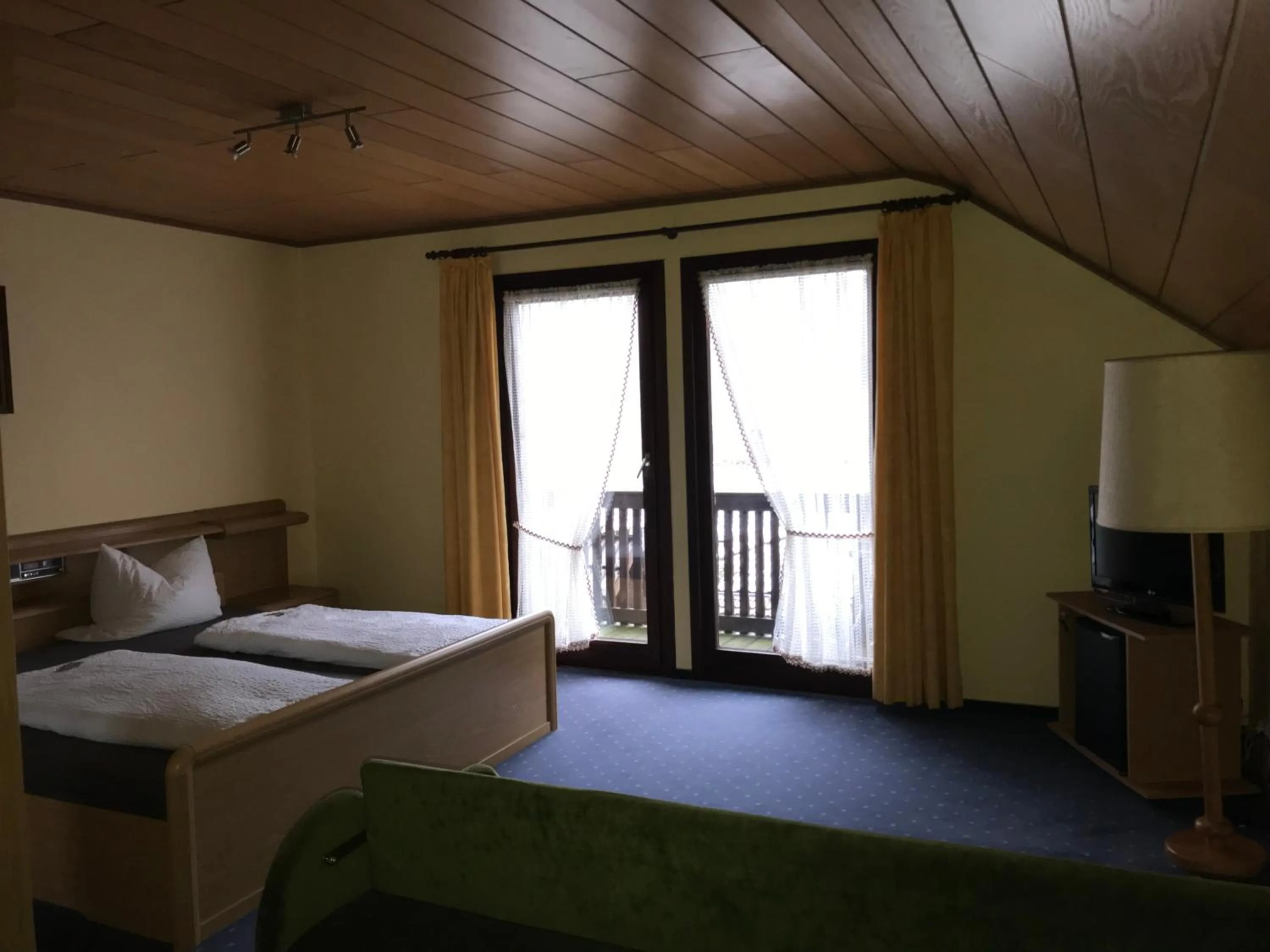 Photo of the whole room, Bed in Hotel Hoxter Am Jakobsweg