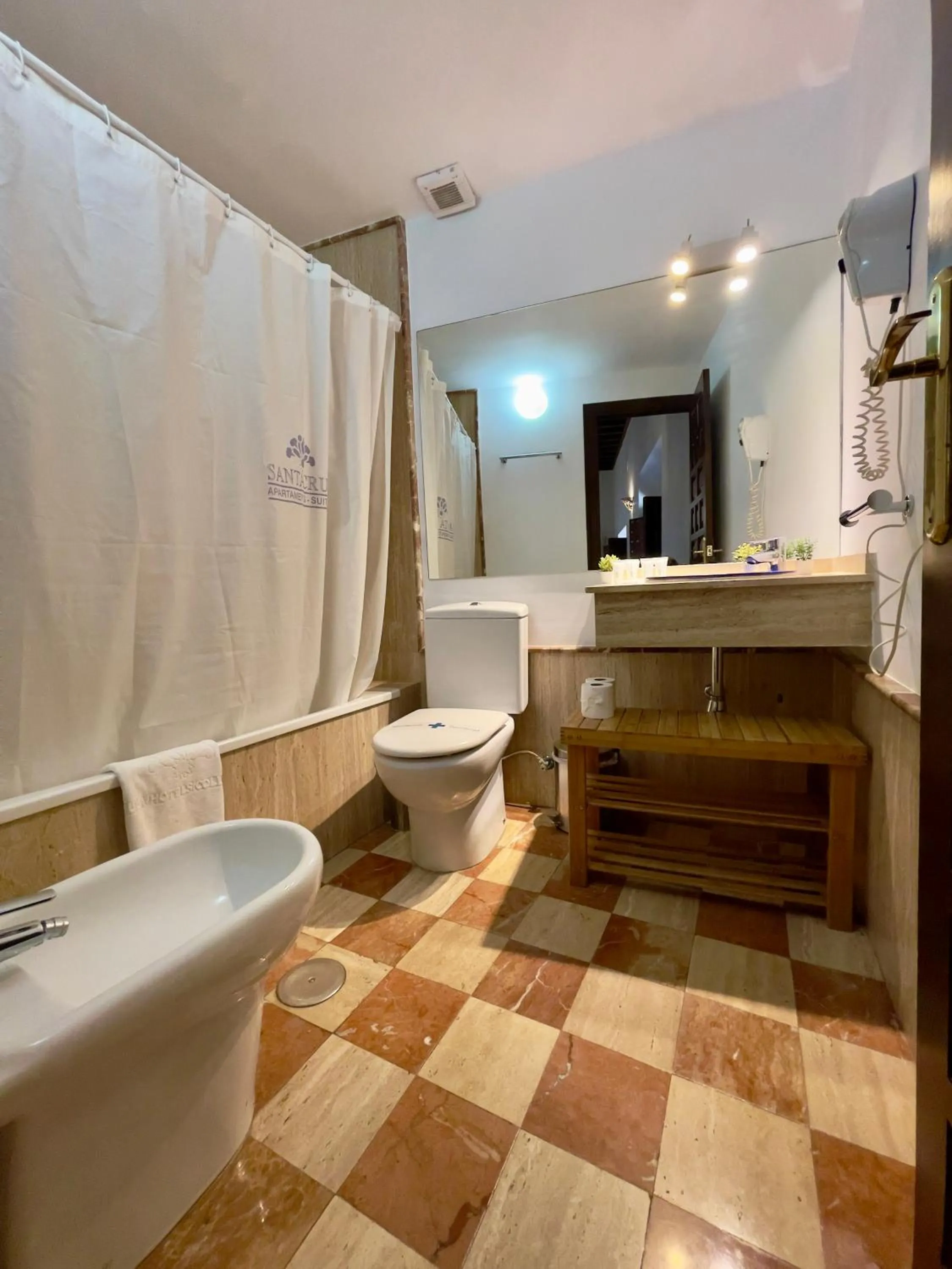 Bathroom in Apartamentos Boutique Vida