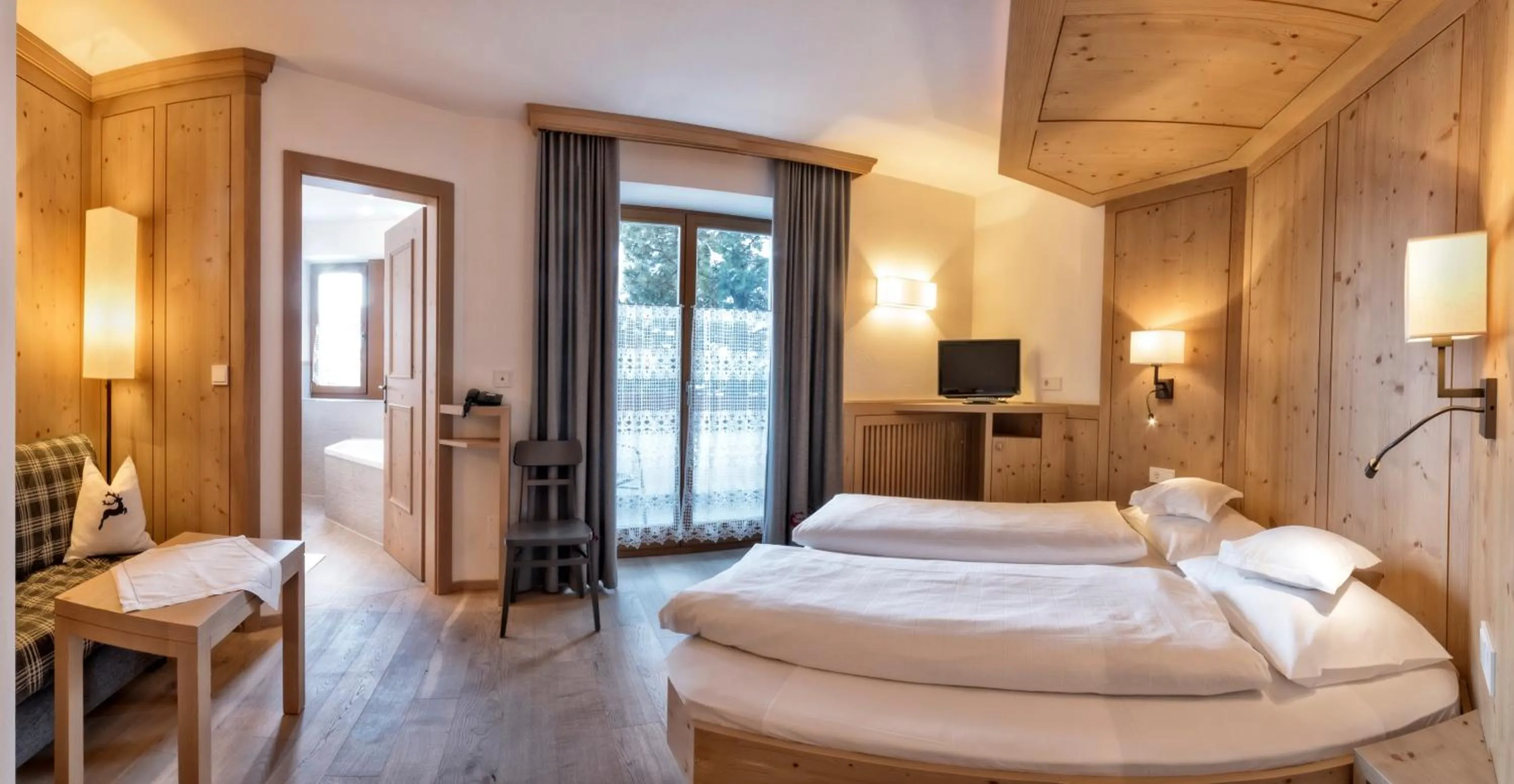 Photo of the whole room, Bed in Hotel Villa Monica