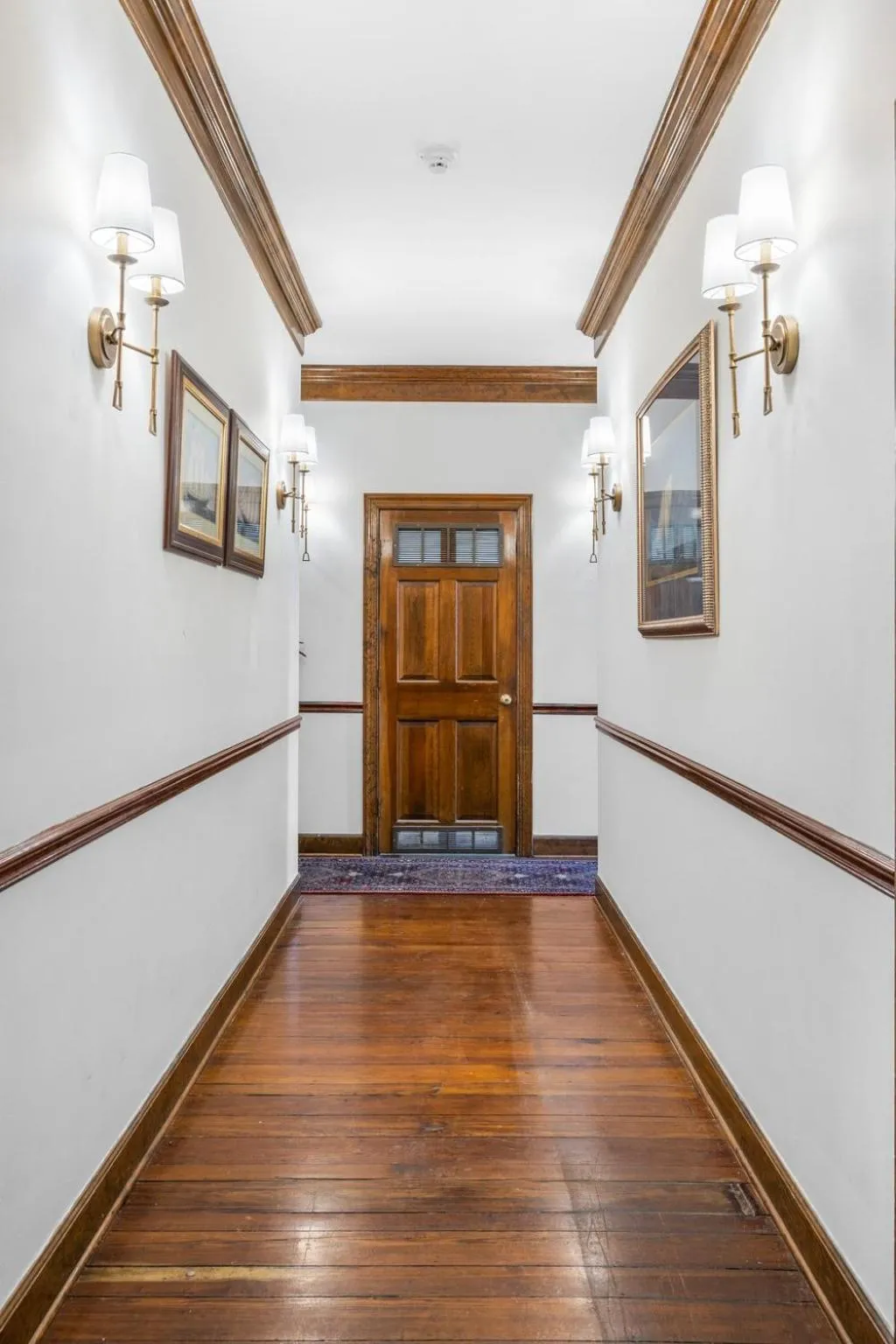 Leesburg Colonial Inn