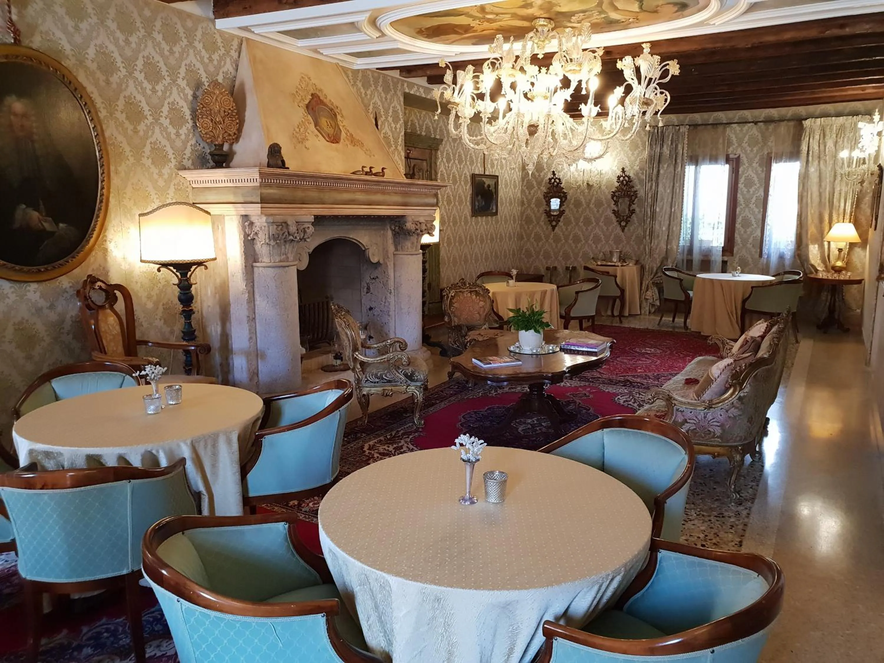 Living room in Relais Alberti