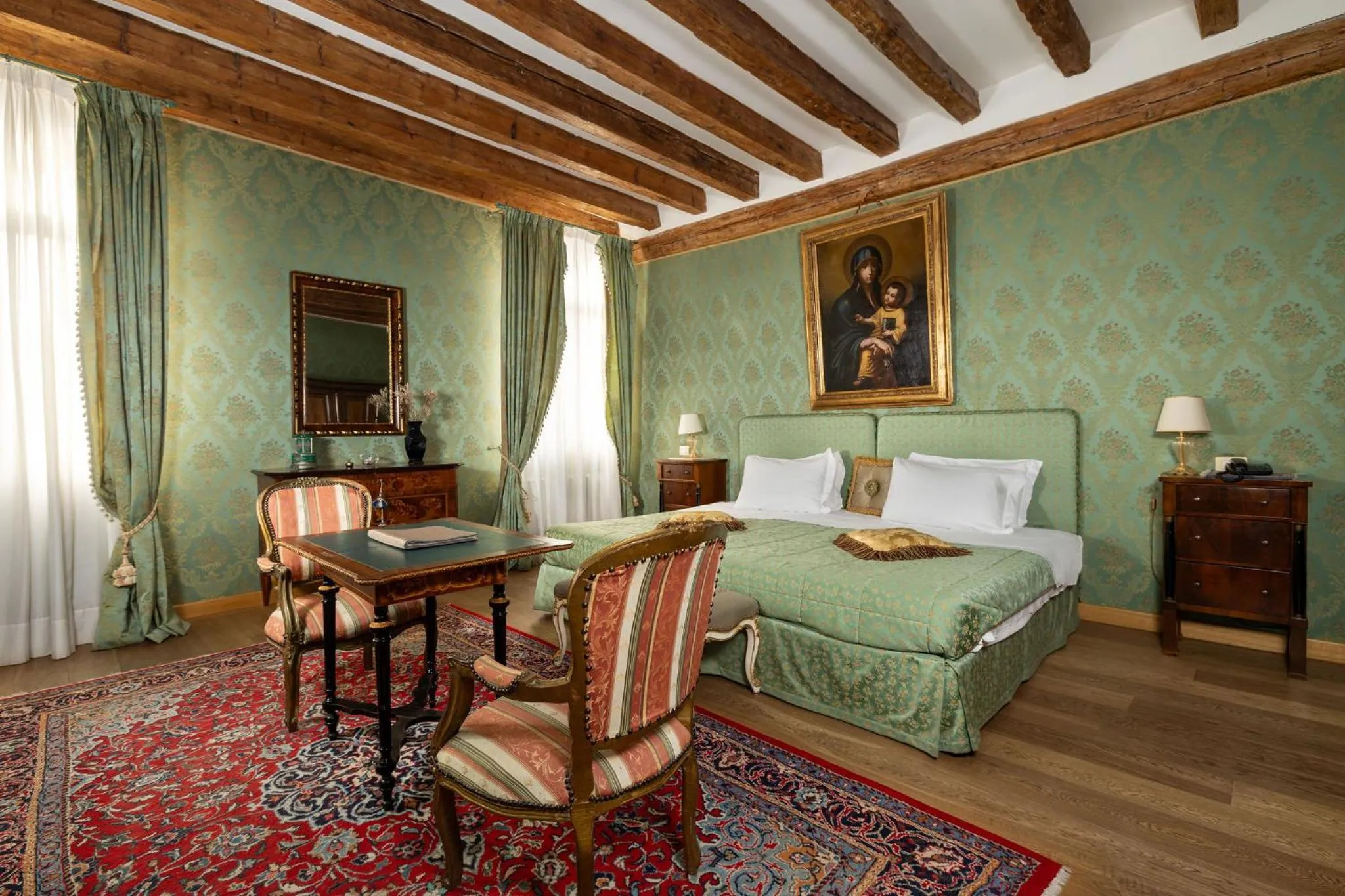 Photo of the whole room, Bed in Relais Alberti
