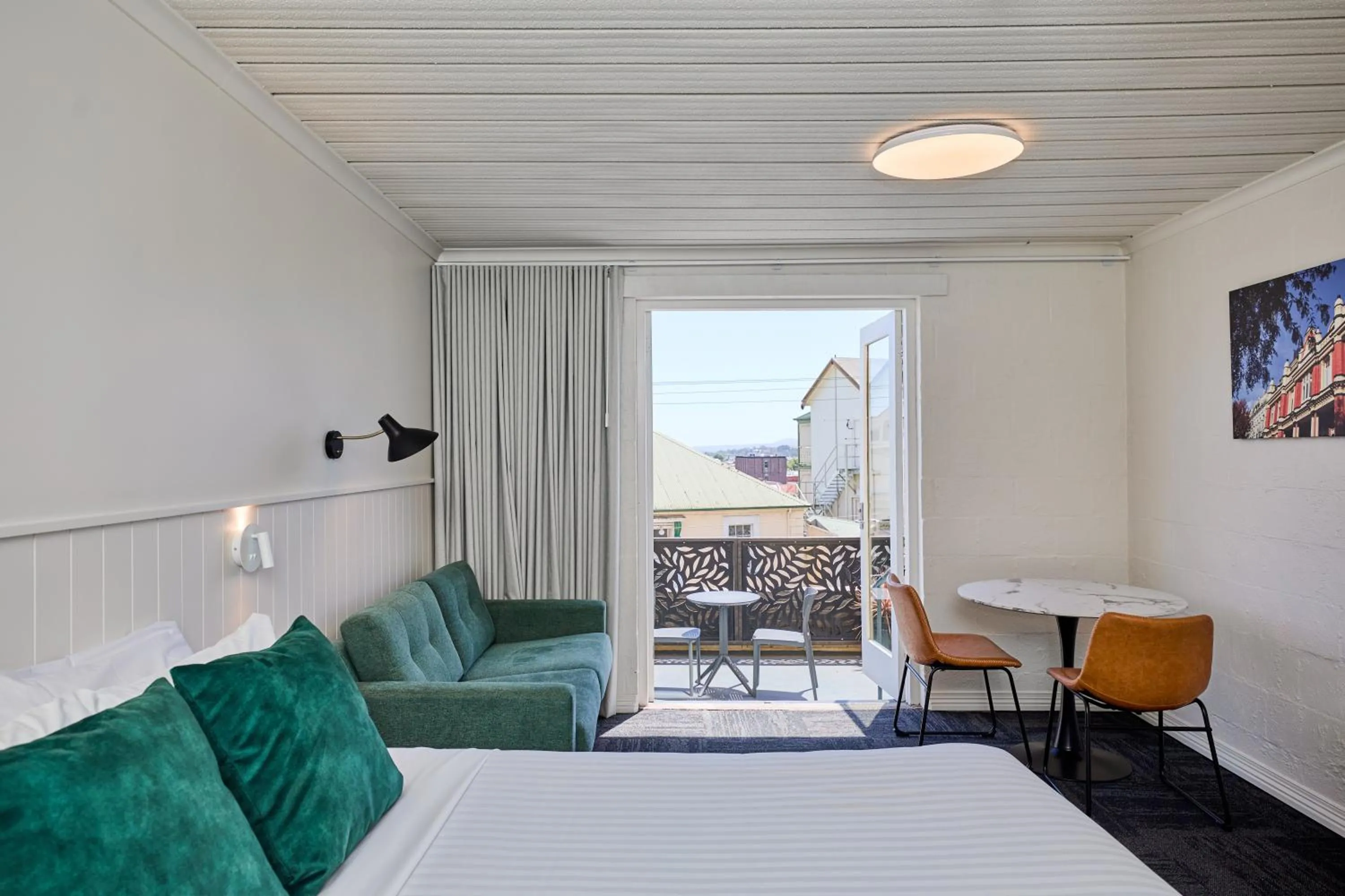 Patio, Bed in Balmoral On York