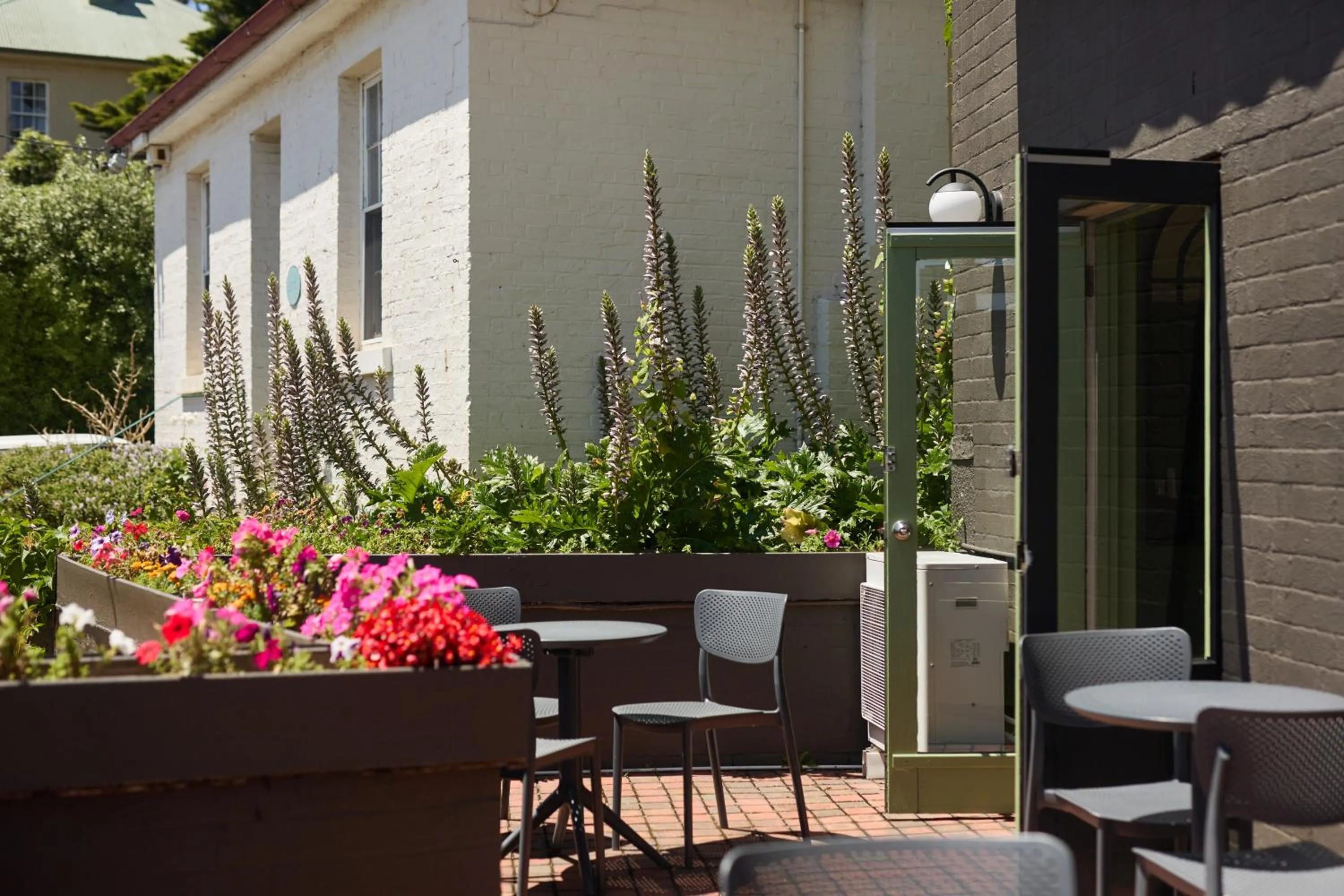 Patio in Balmoral On York