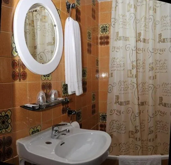 Bathroom in Hotel Restaurante Las Galias