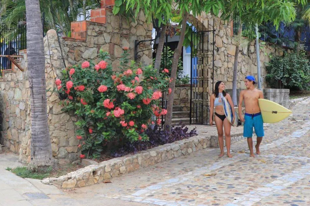 People in Bungalows Santa Cruz