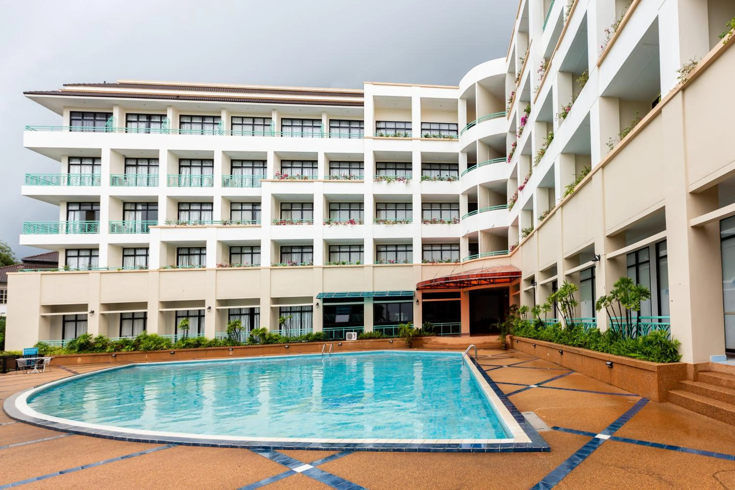 Property building in Surin Majestic Hotel