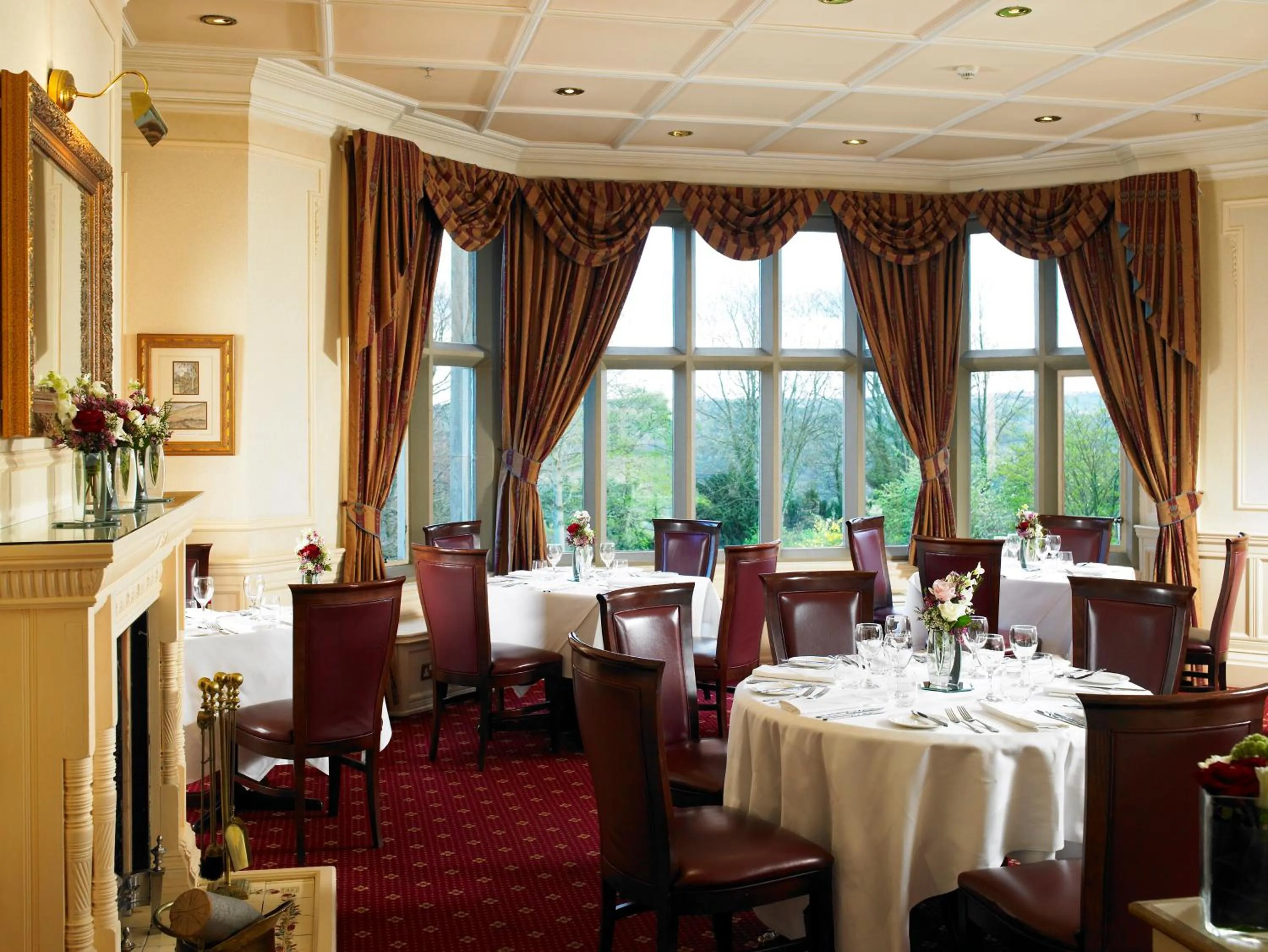 Restaurant/places to eat in Hollins Hall Hotel, Golf & Country Club