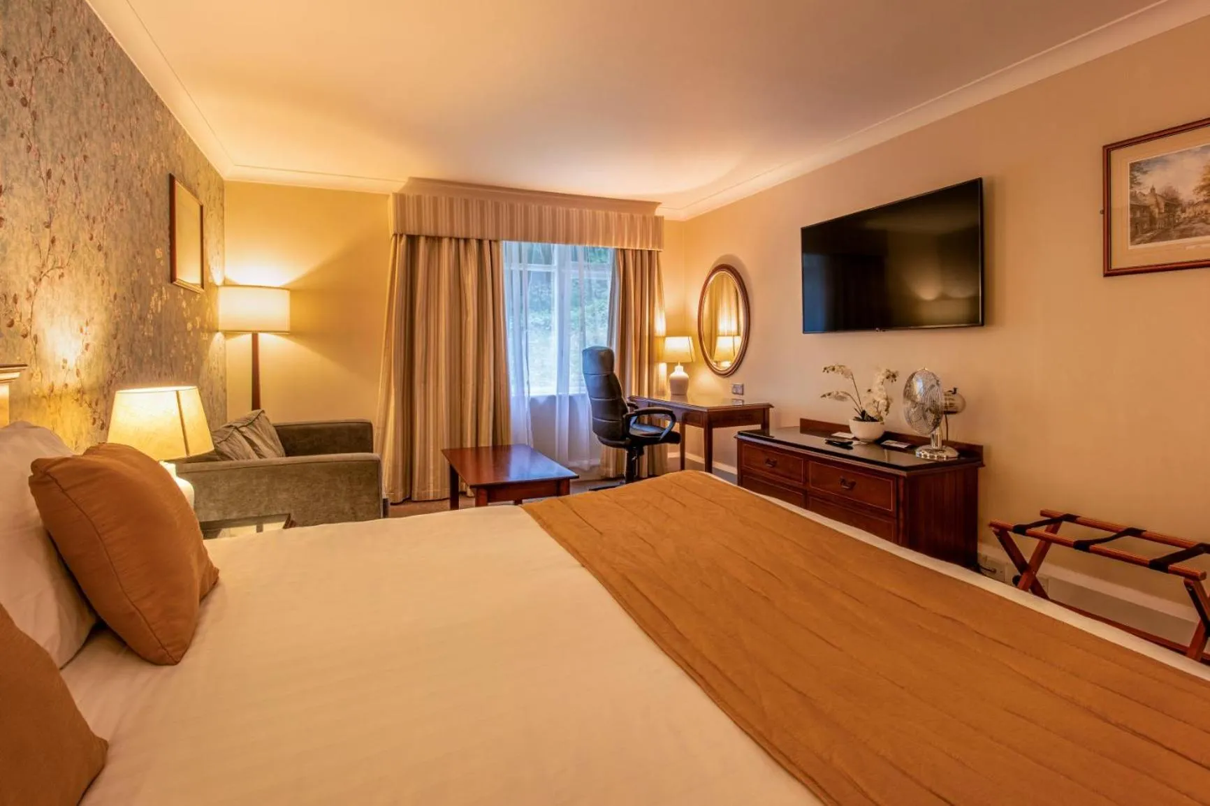 Bed in Hollins Hall Hotel, Golf & Country Club