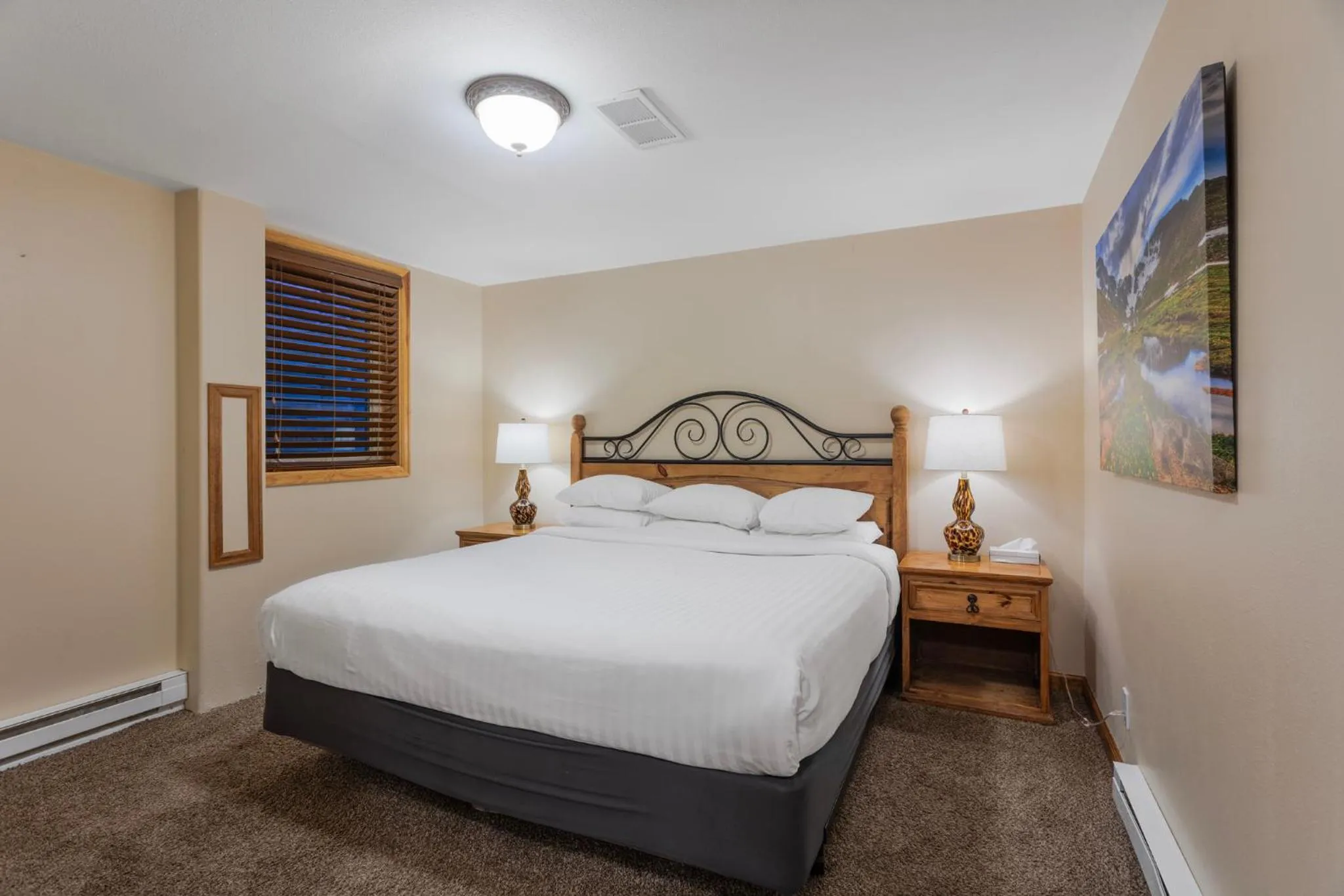 Bed in Discovery Lodge