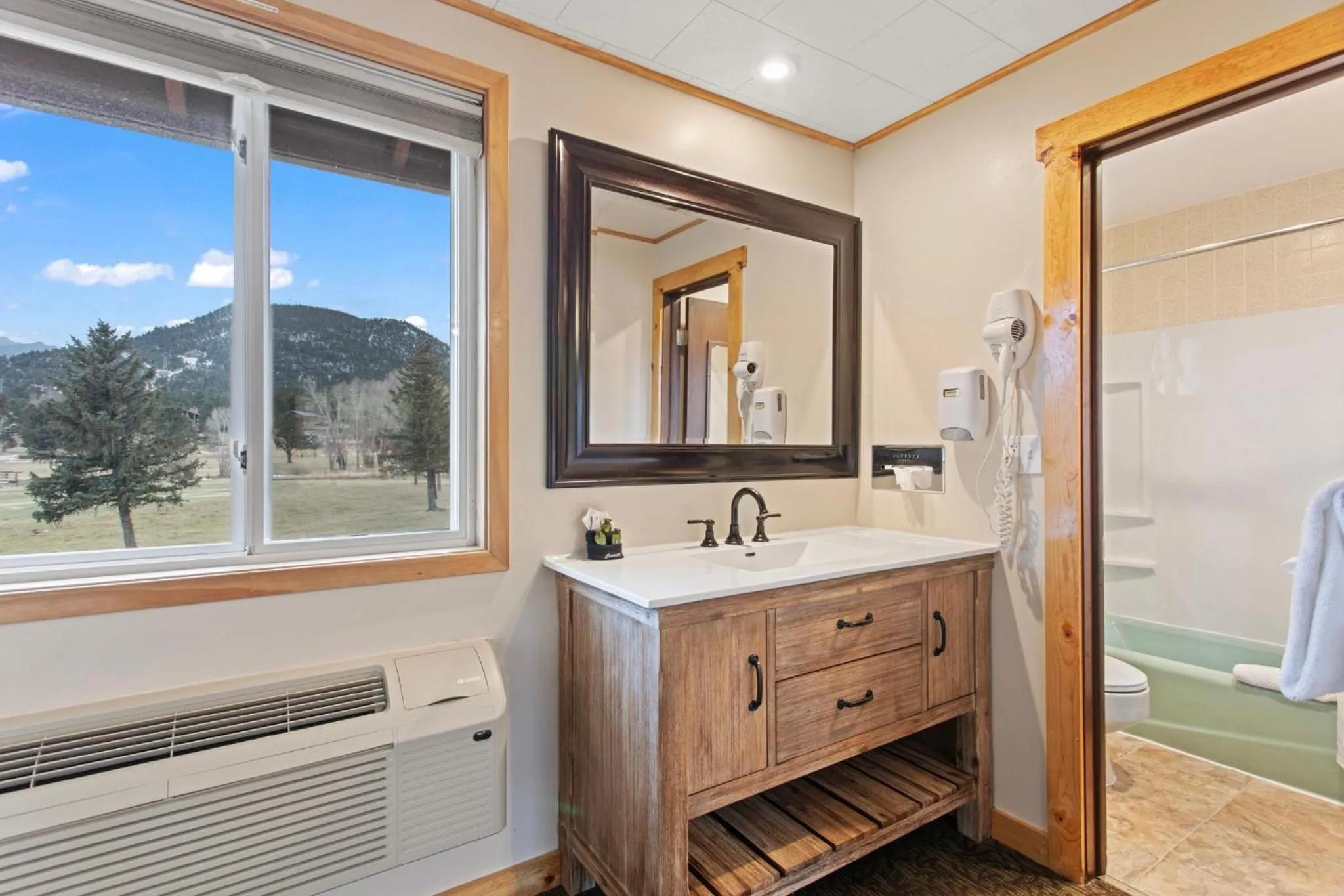 Natural landscape in Discovery Lodge