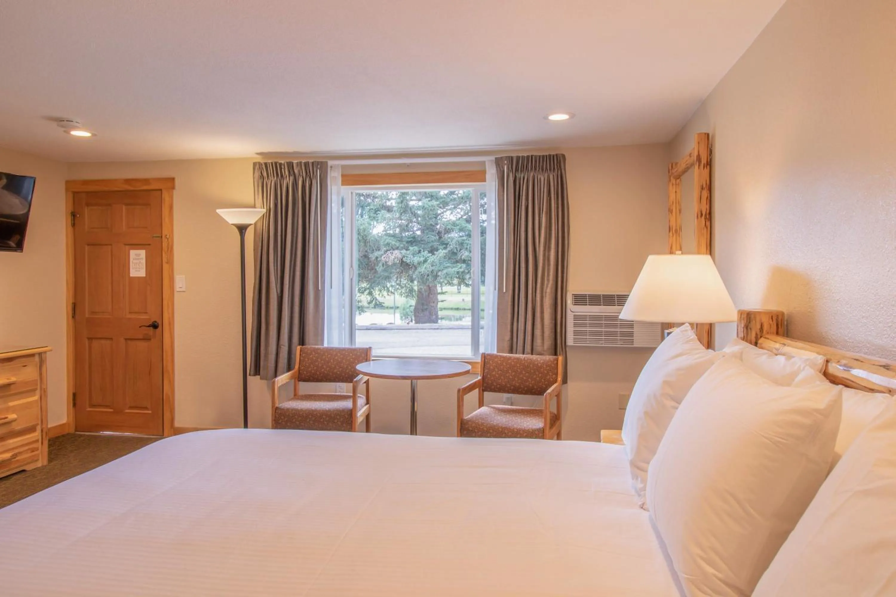 Bed in Discovery Lodge