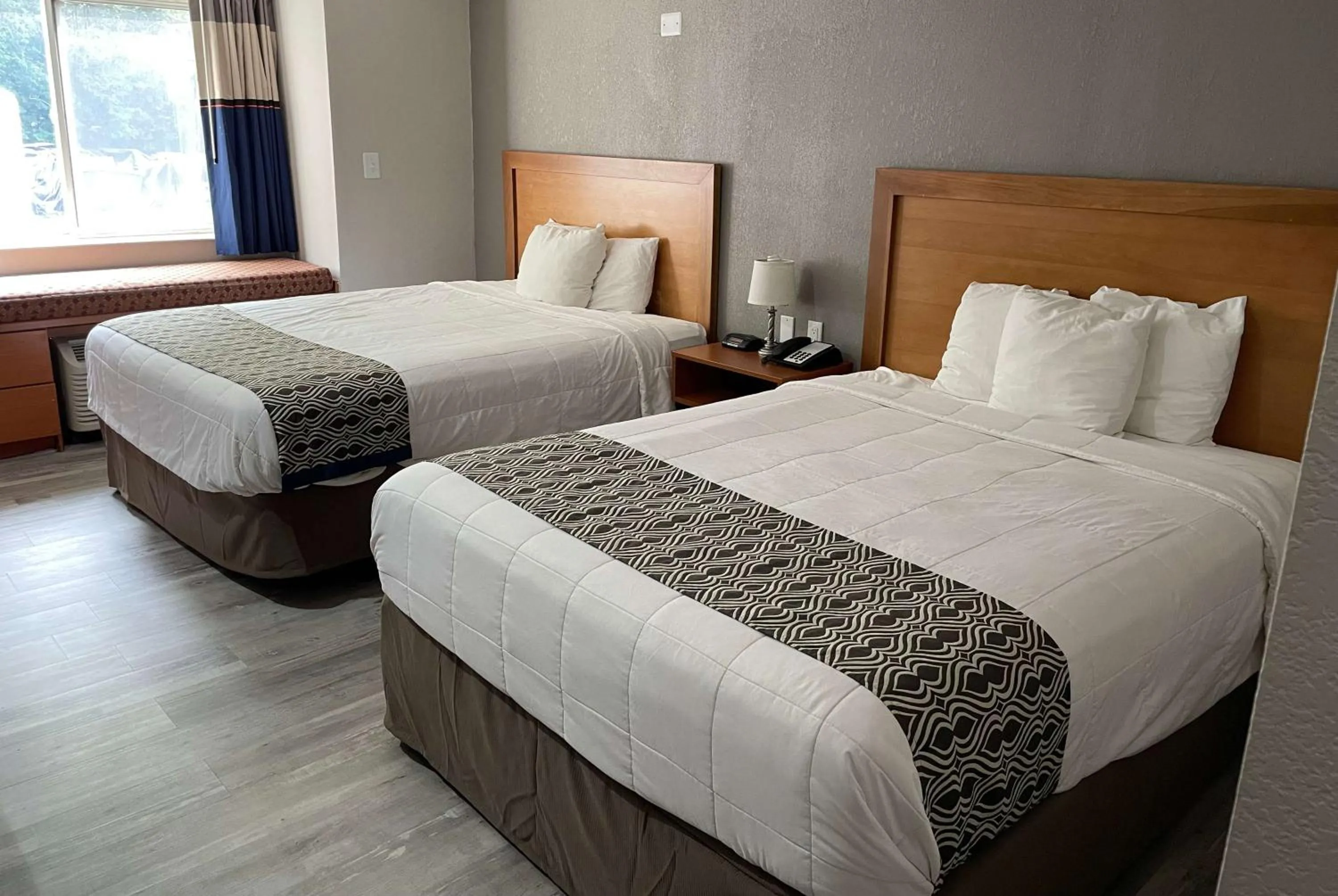 Bedroom, Bed in Microtel Inn & Suites Newport News