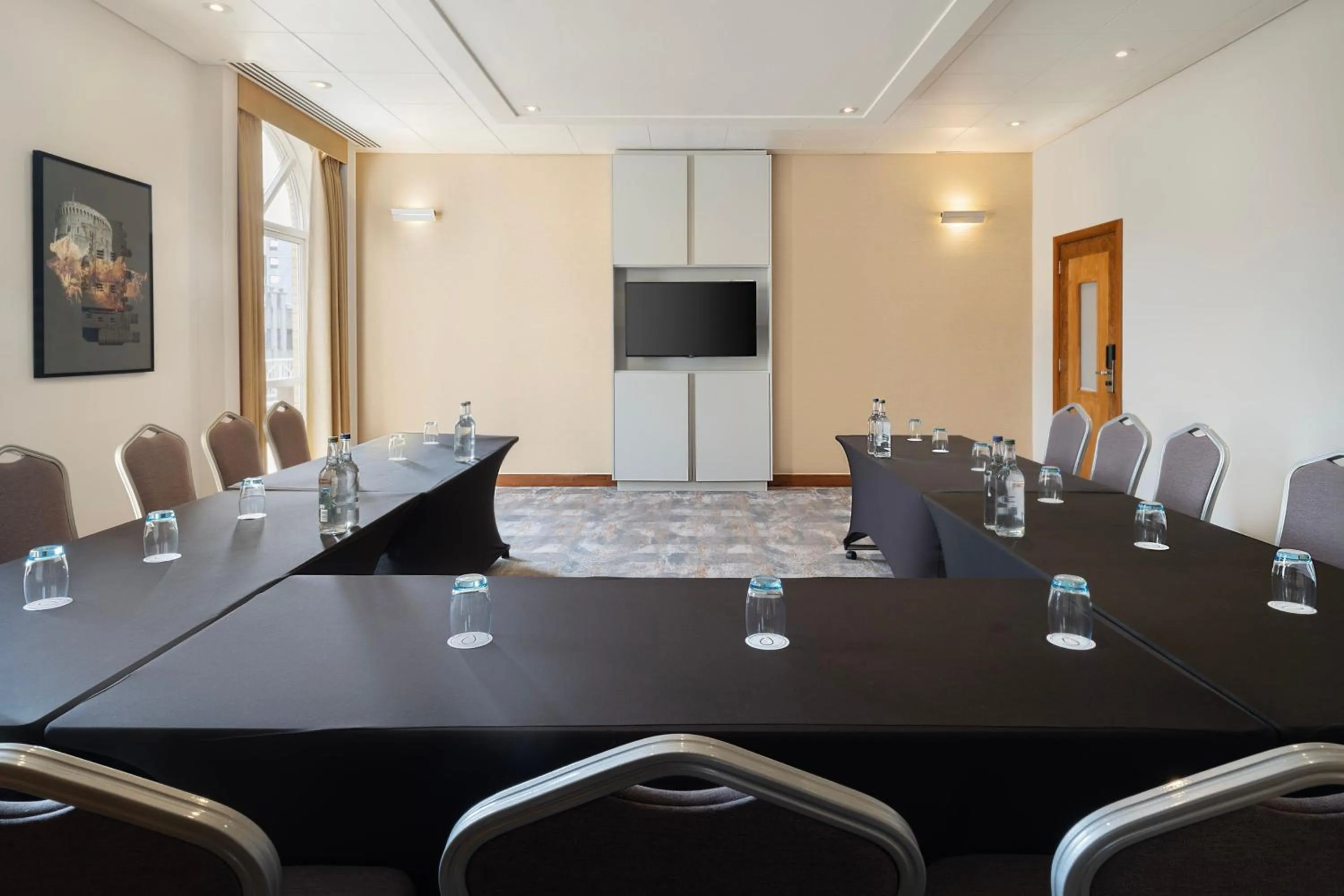 Meeting/conference room in Delta Hotels by Marriott Bexleyheath