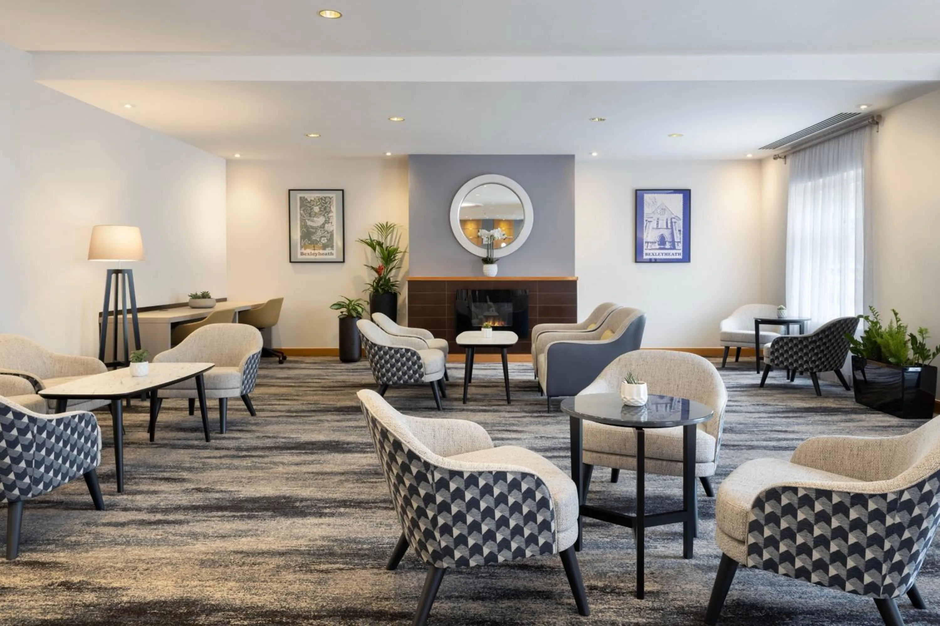 Lobby or reception in Delta Hotels by Marriott Bexleyheath