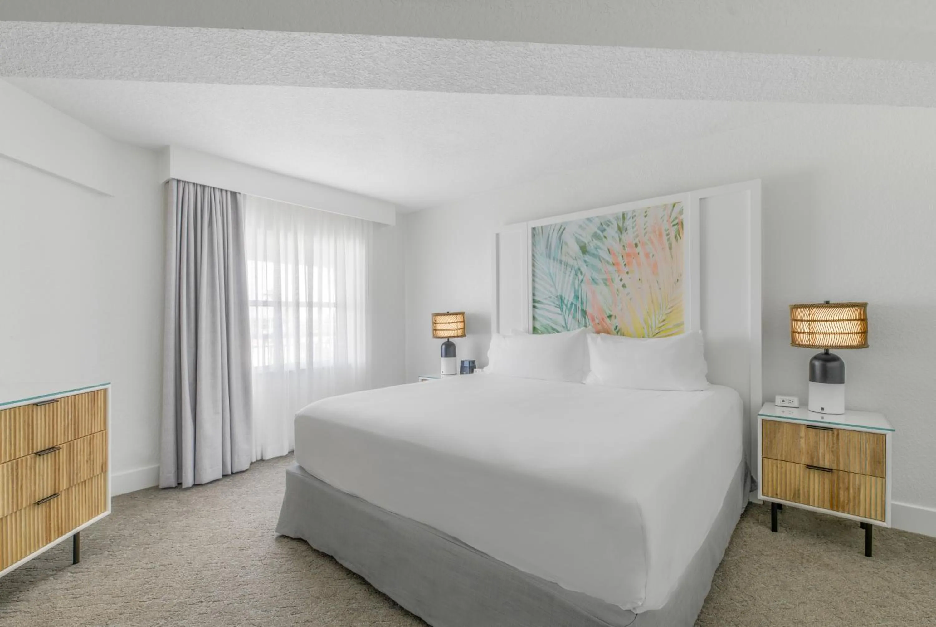 Bed in Beach House Suites by the Don CeSar