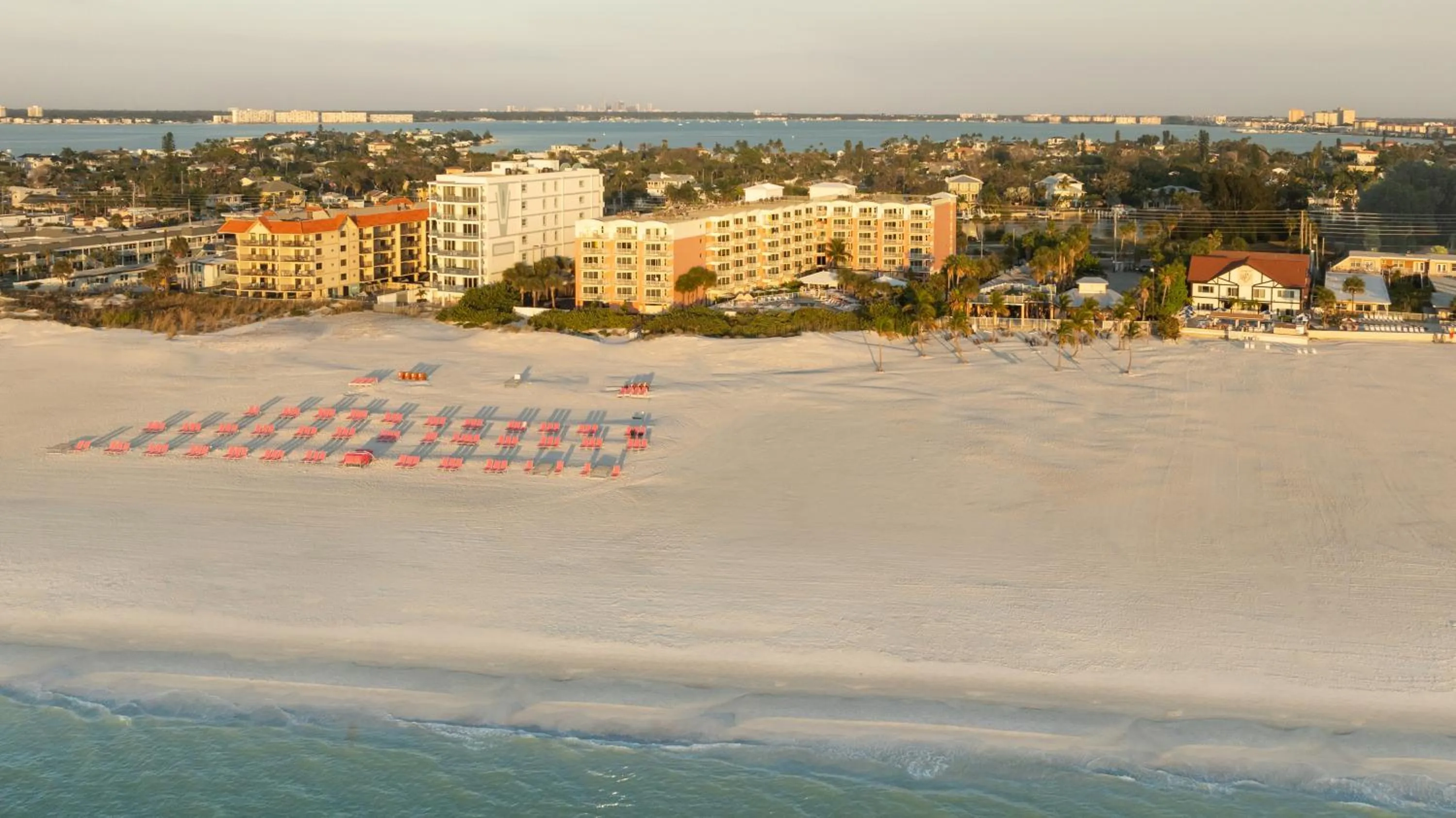 Beach House Suites by the Don CeSar