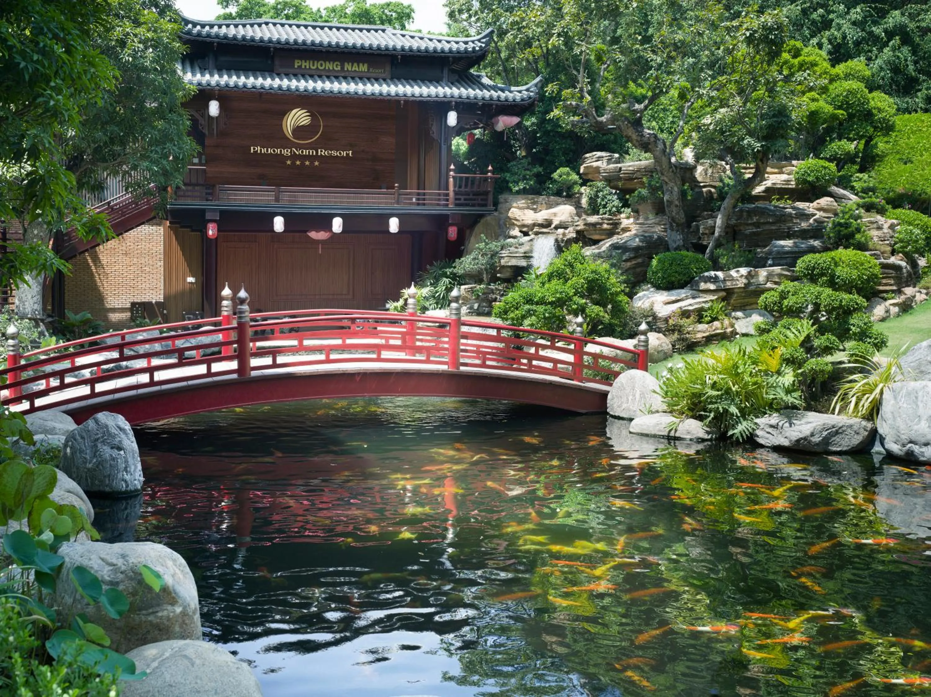 Garden in Phuong Nam Resort