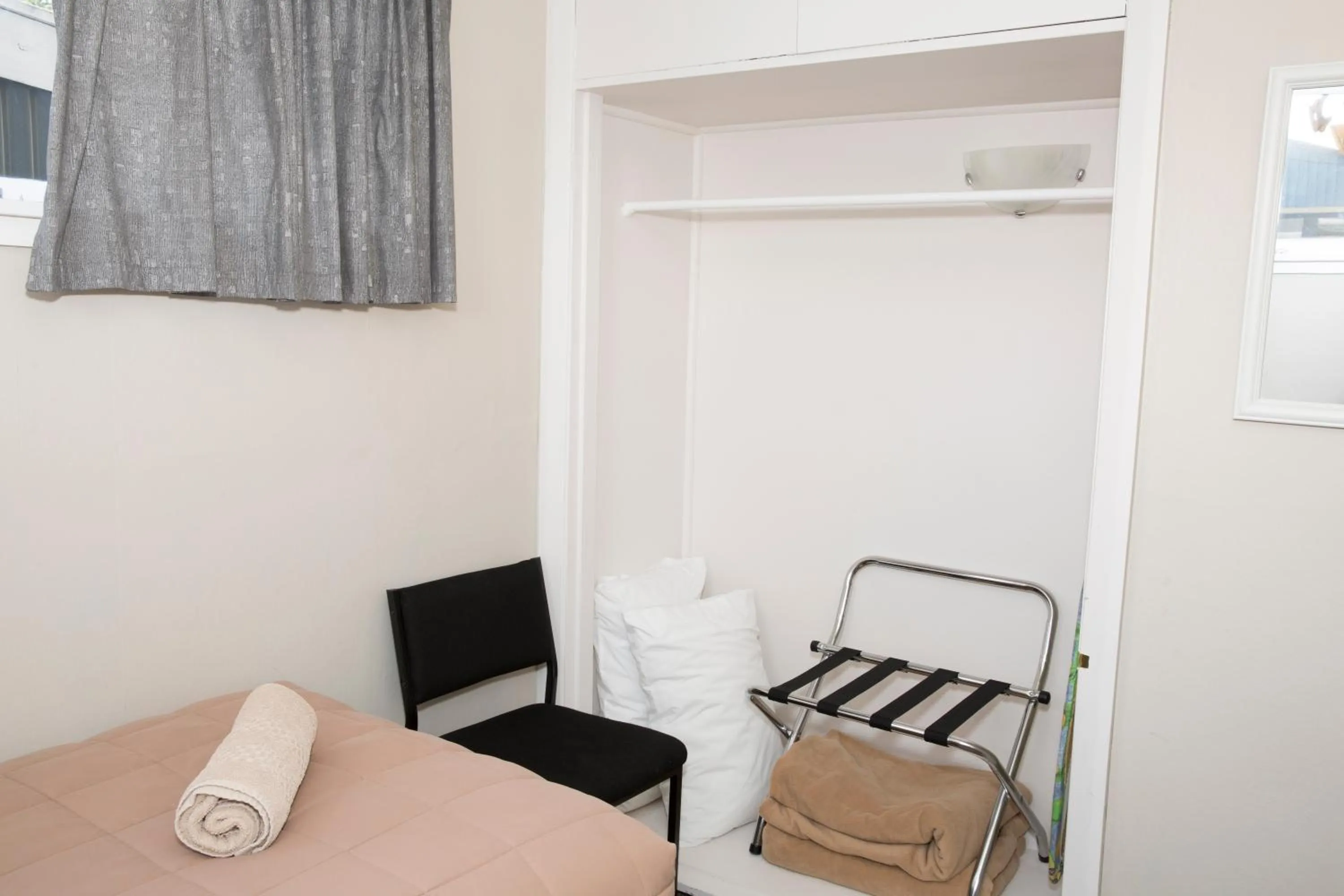 Bed in Greymouth Motel