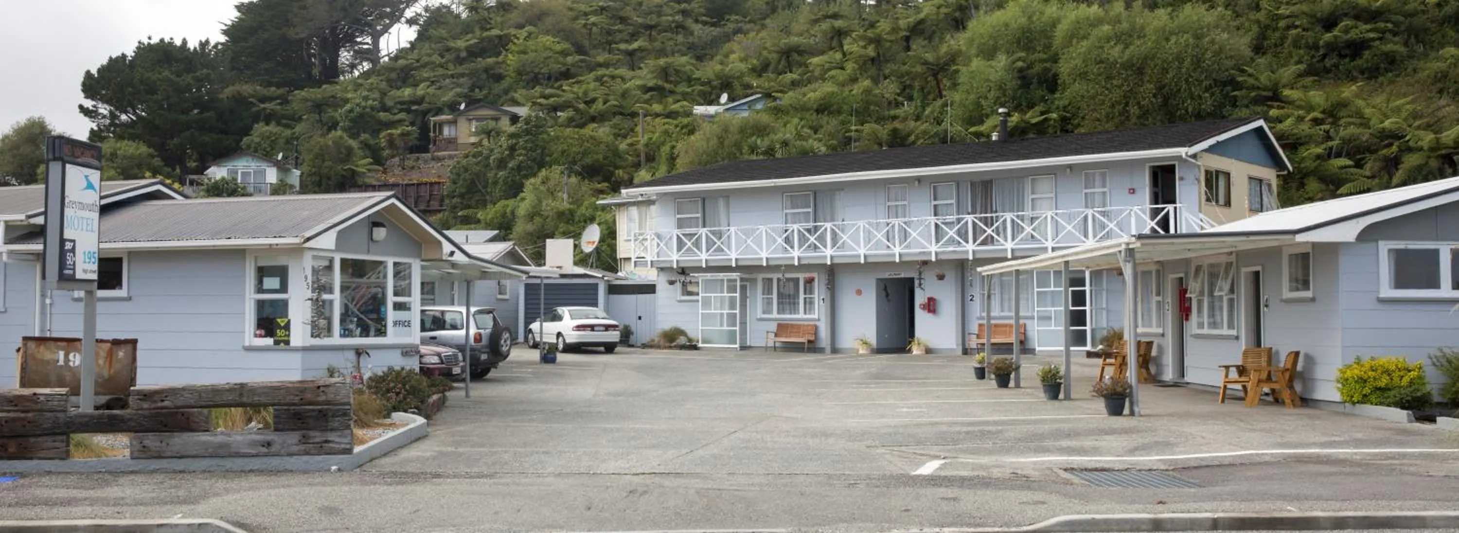 Property building in Greymouth Motel
