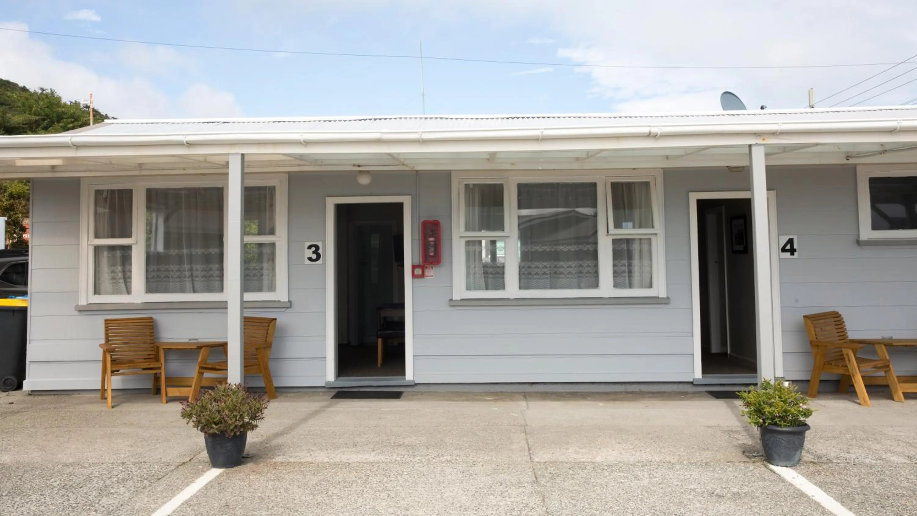 Property building in Greymouth Motel