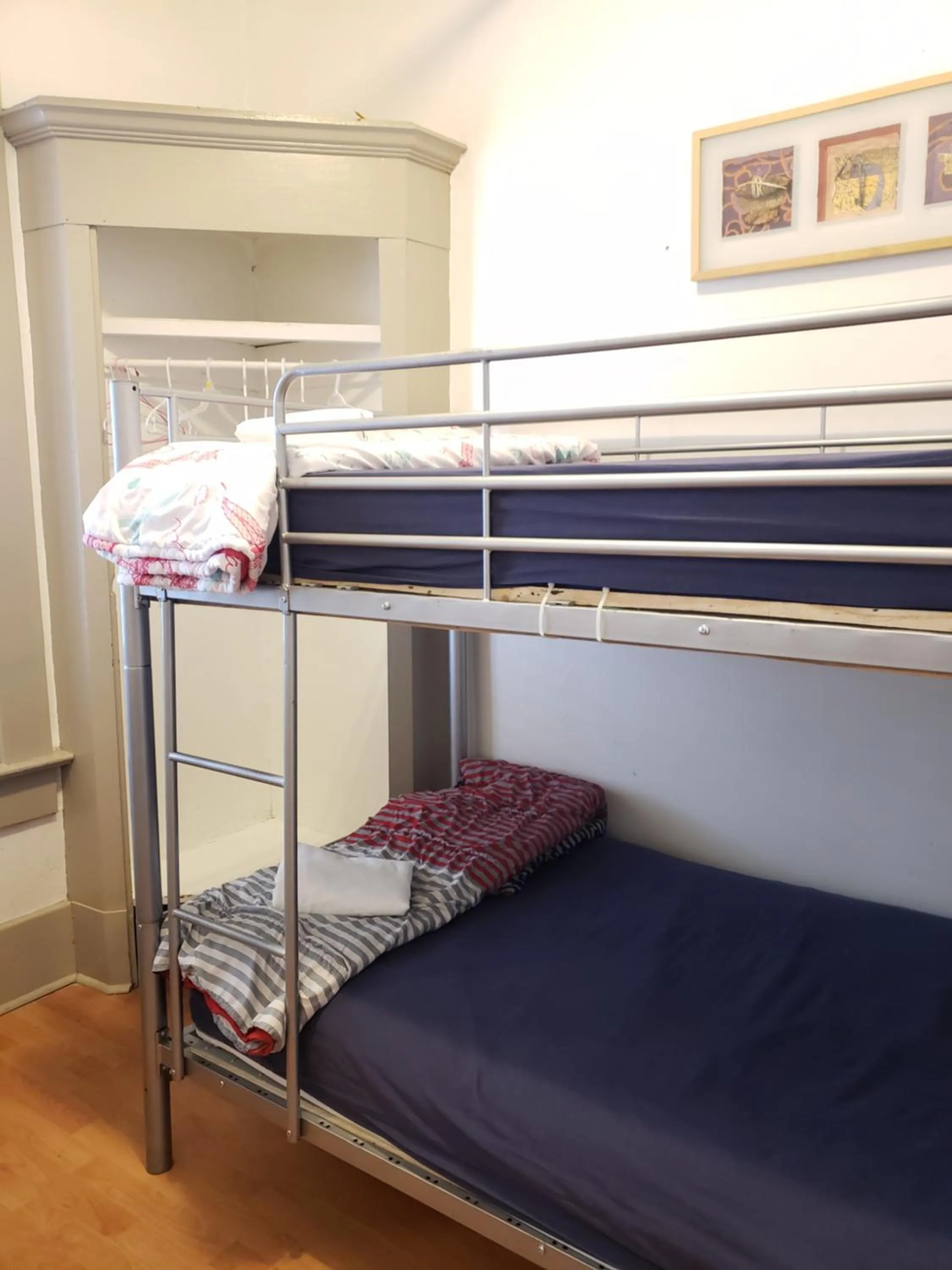 Spring, Bed in St Clair Hostel