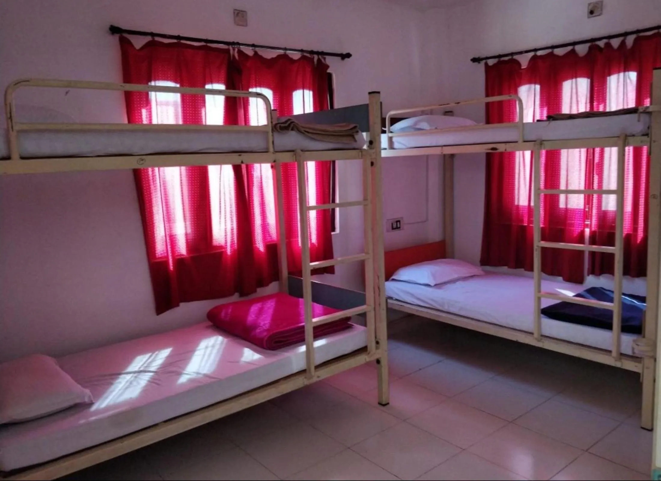 Bed in The Hostel Crown