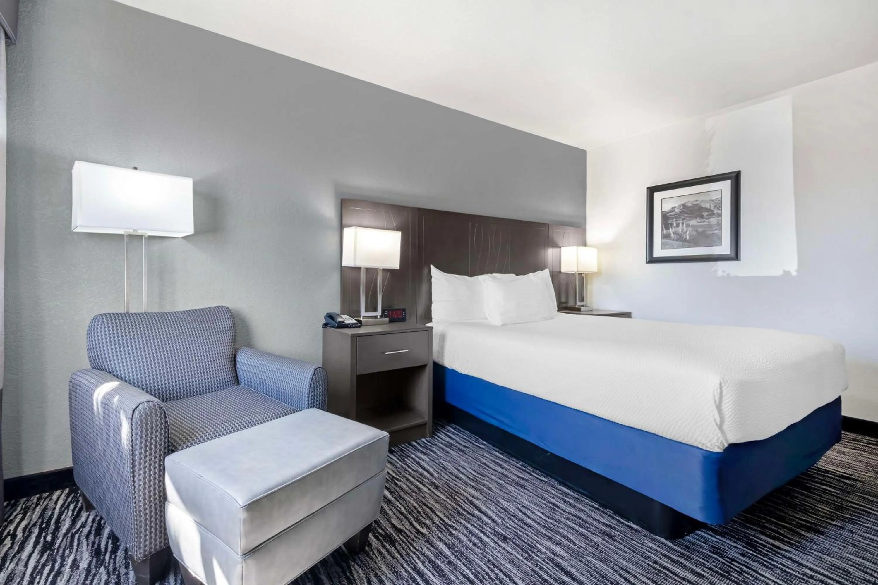 Bedroom, Bed in Best Western Santa Fe