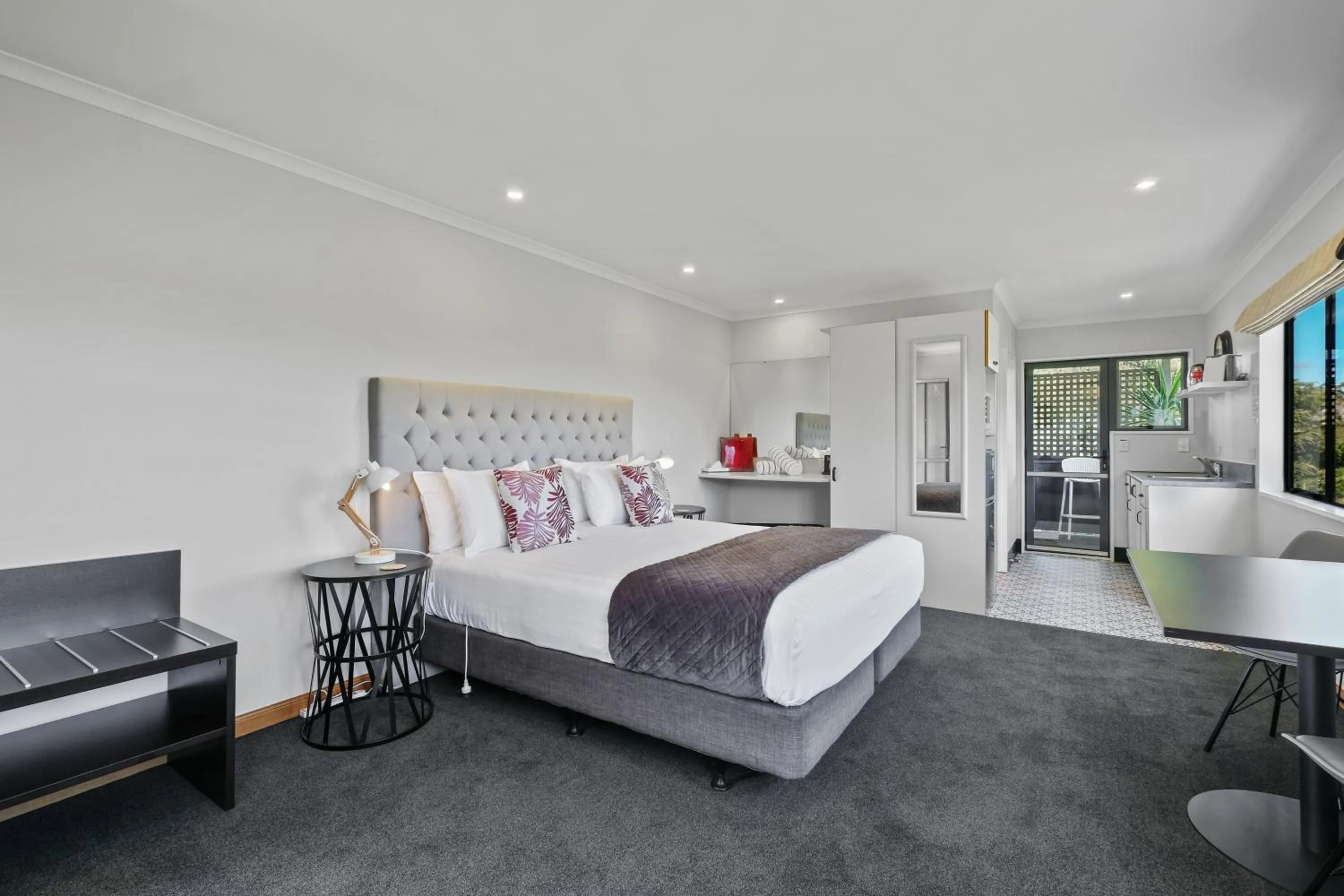 Bed in Hanmer Springs Scenic Views Motel