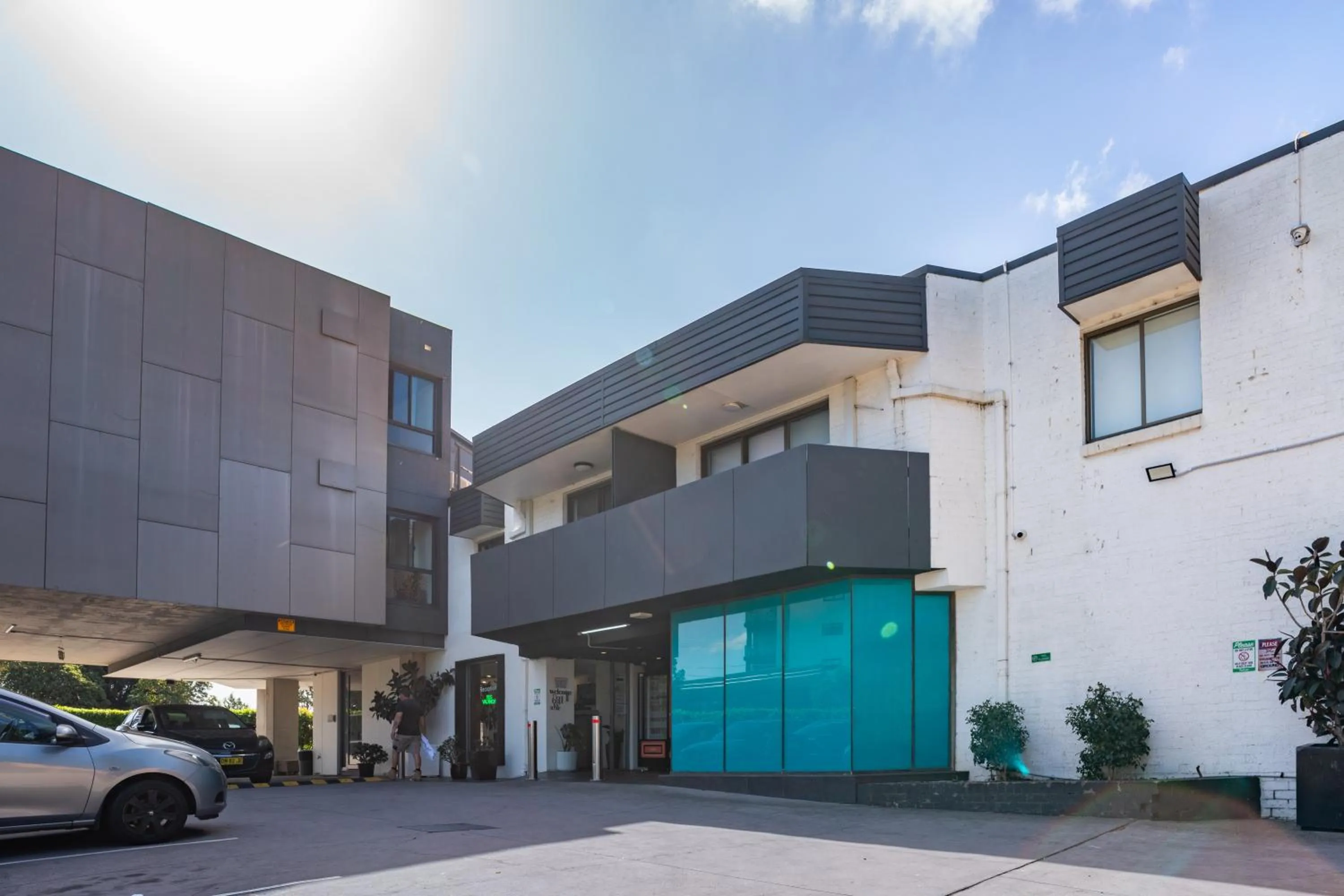 Property building in Bankstown Motel 10