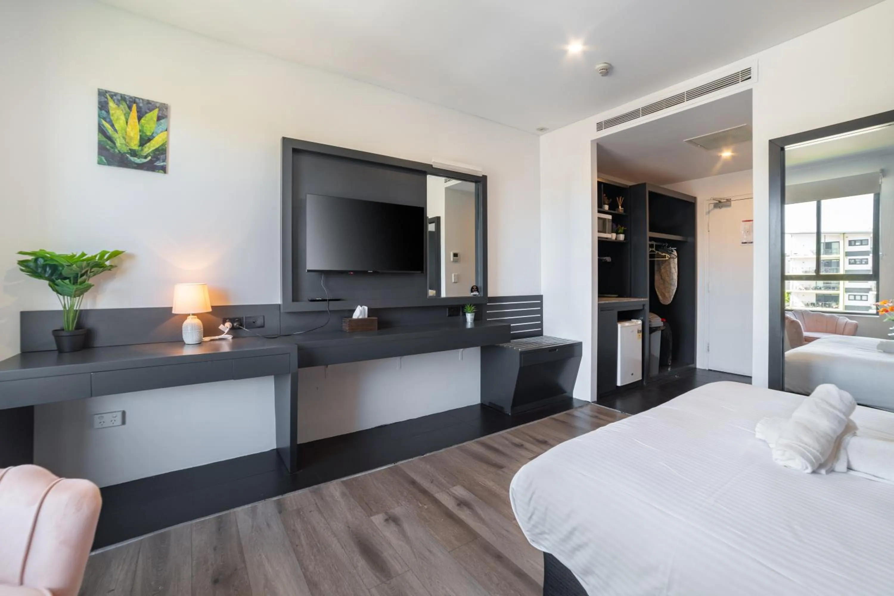 Bed in Bankstown Motel 10