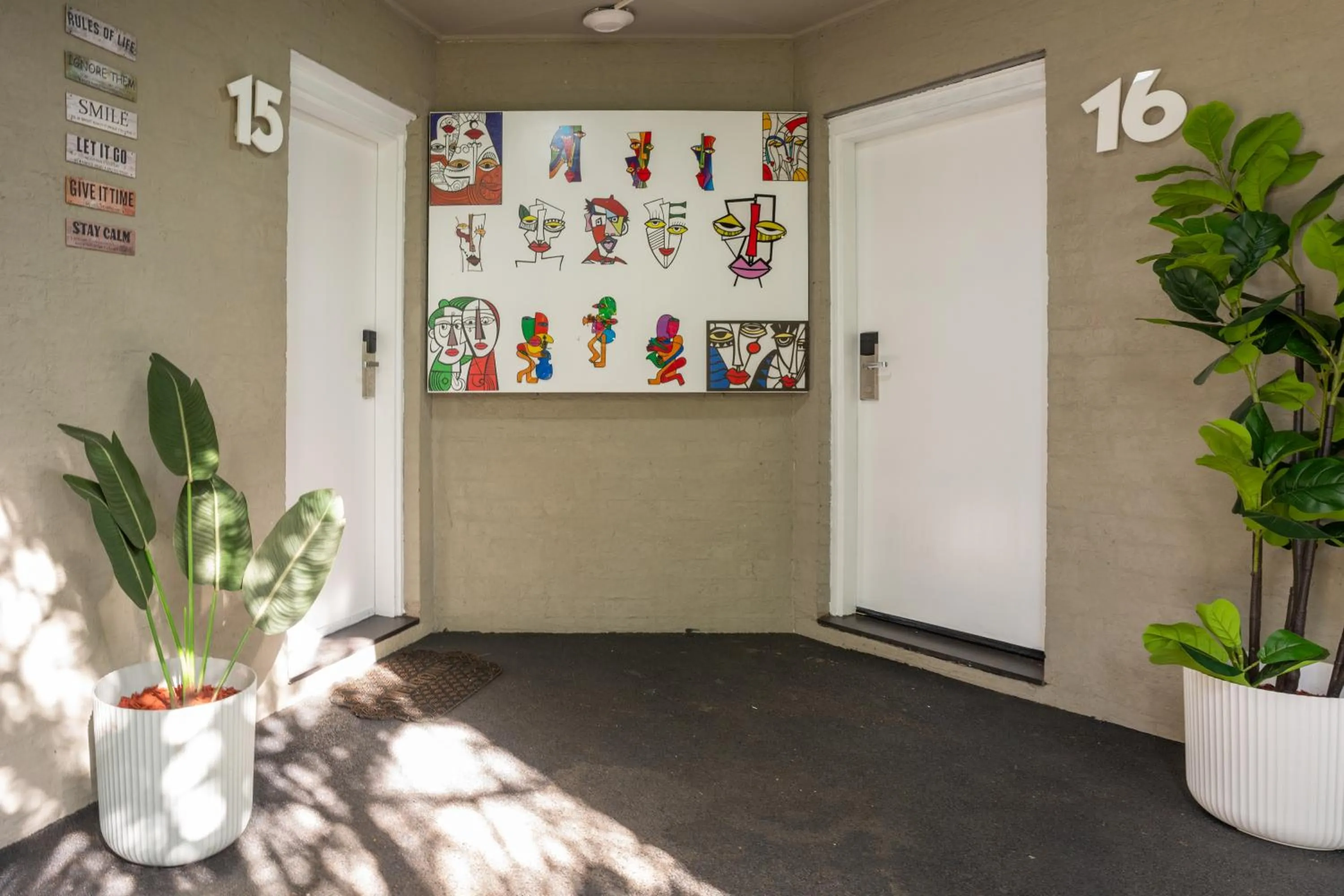 Decorative detail in Bankstown Motel 10