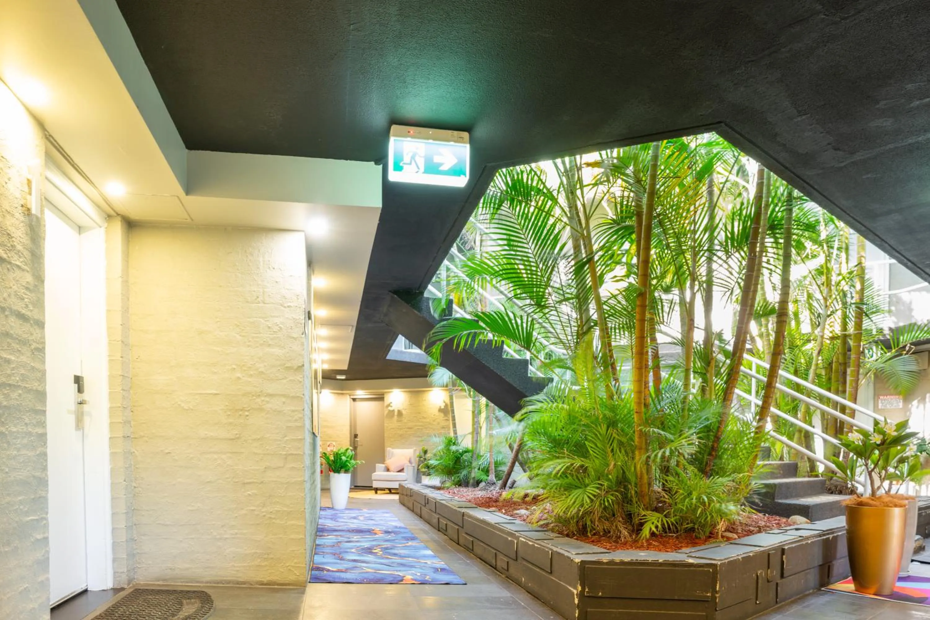 Garden view in Bankstown Motel 10