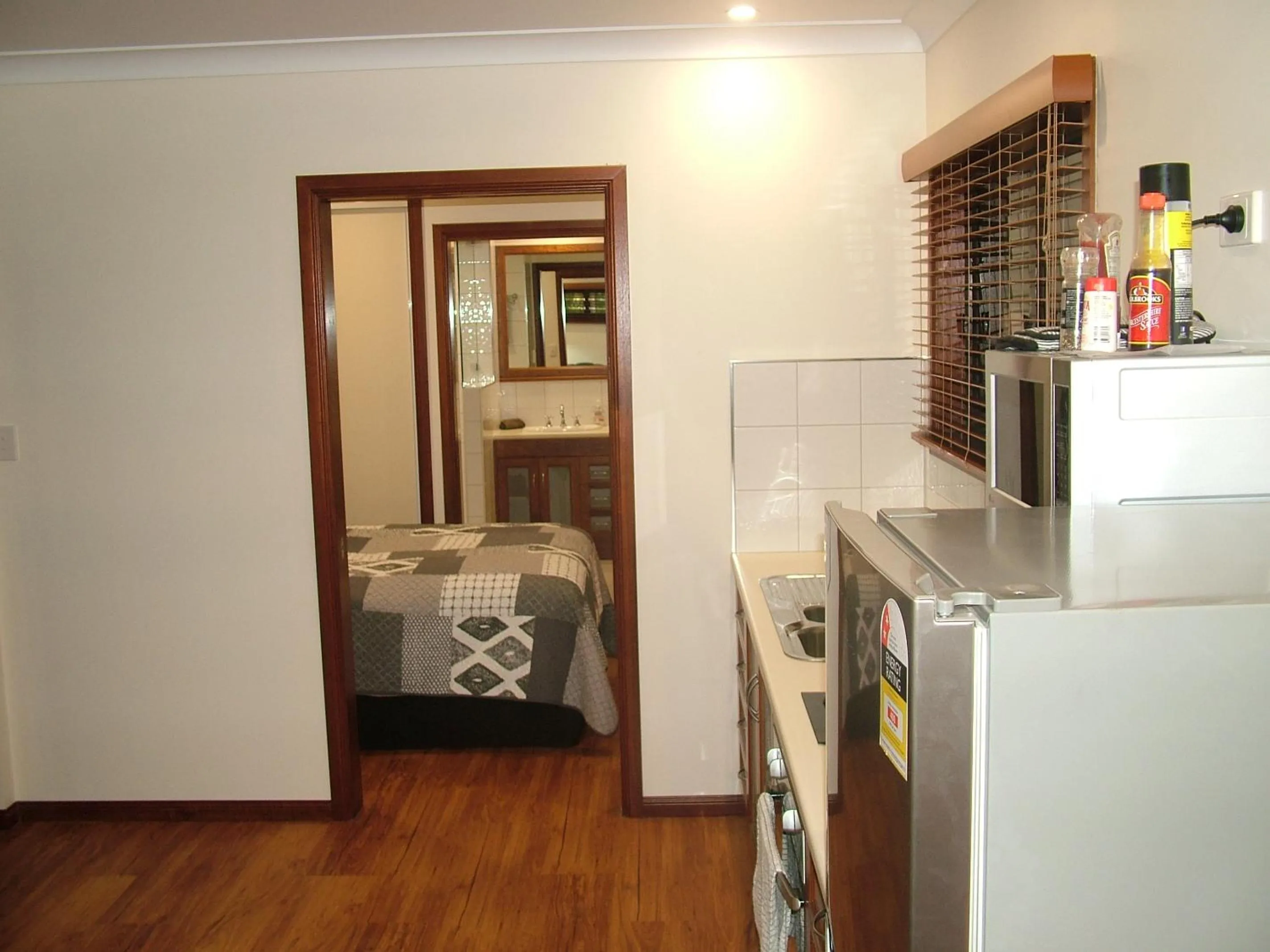 Bed in The Summit Bed & Breakfast