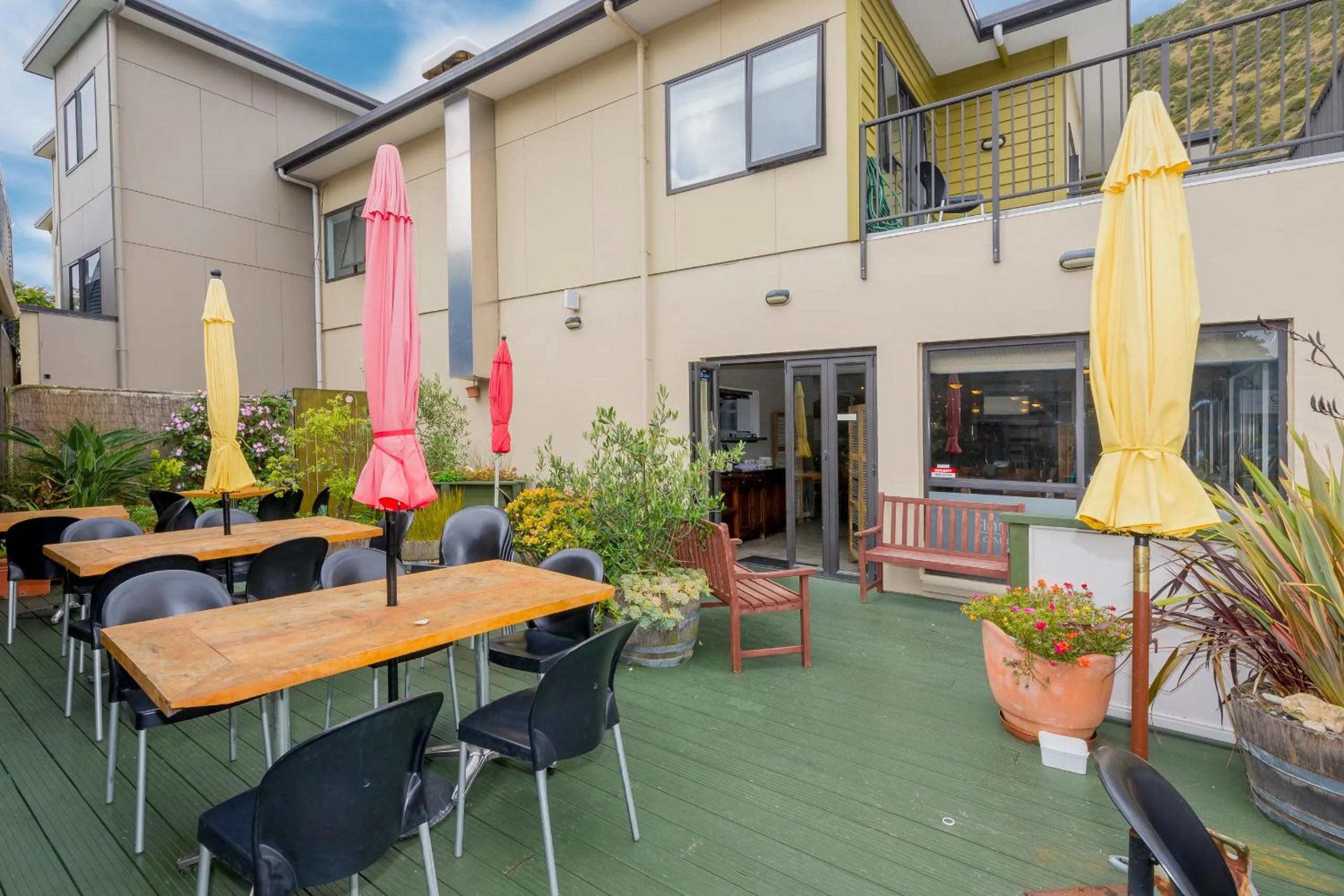 Restaurant/places to eat in Finns Paekakariki