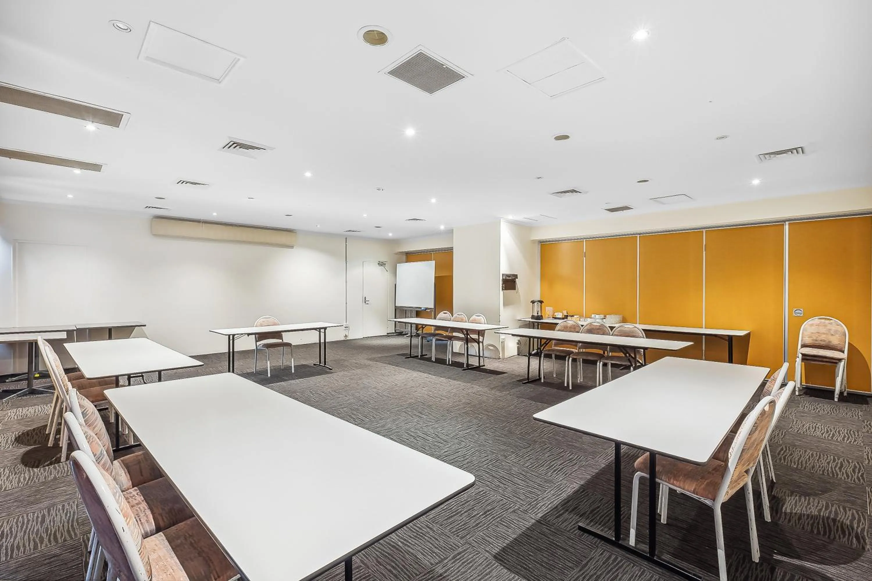 Meeting/conference room in Quality Hotel Manor